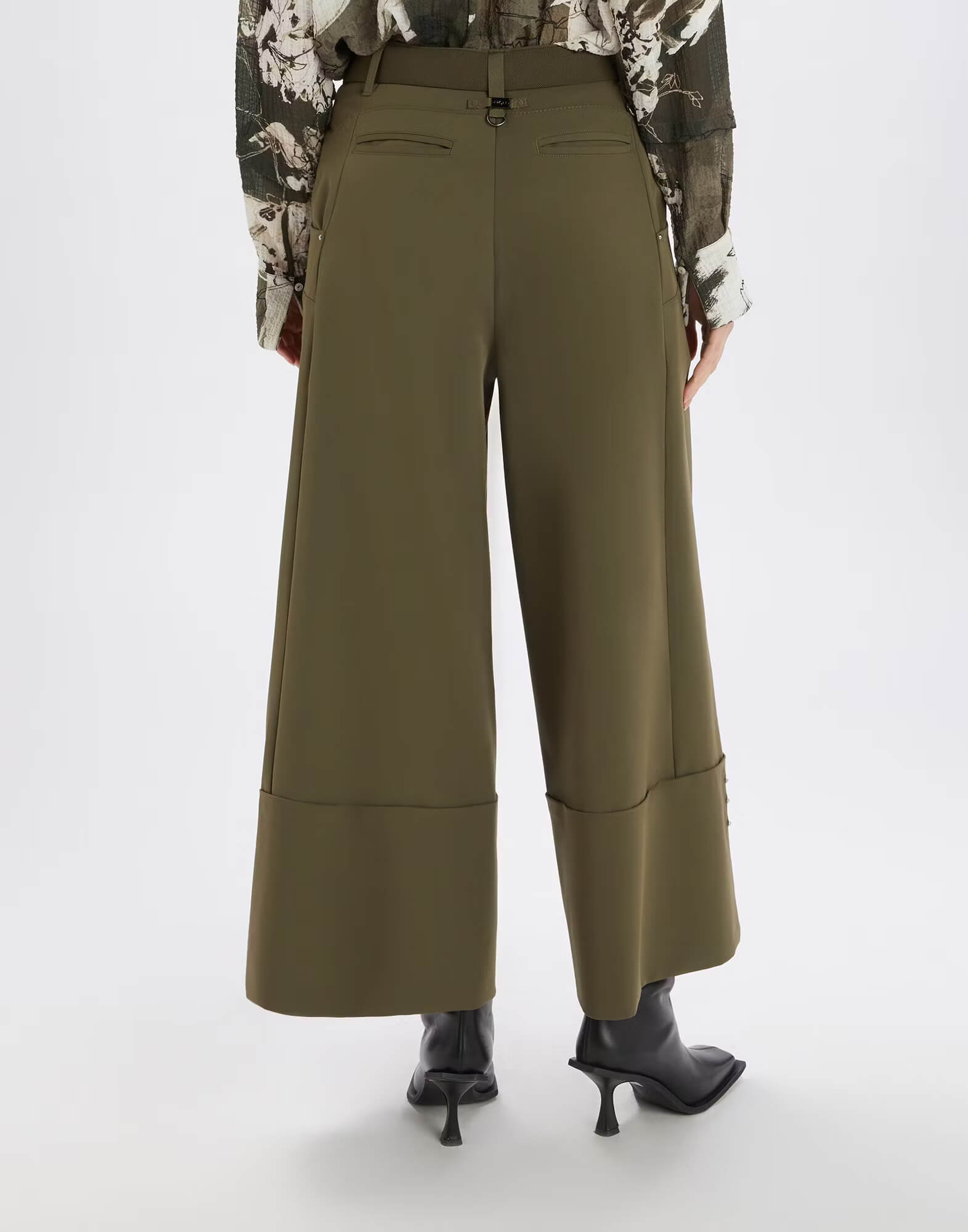 Широкие брюки-кюлоты Бренд High