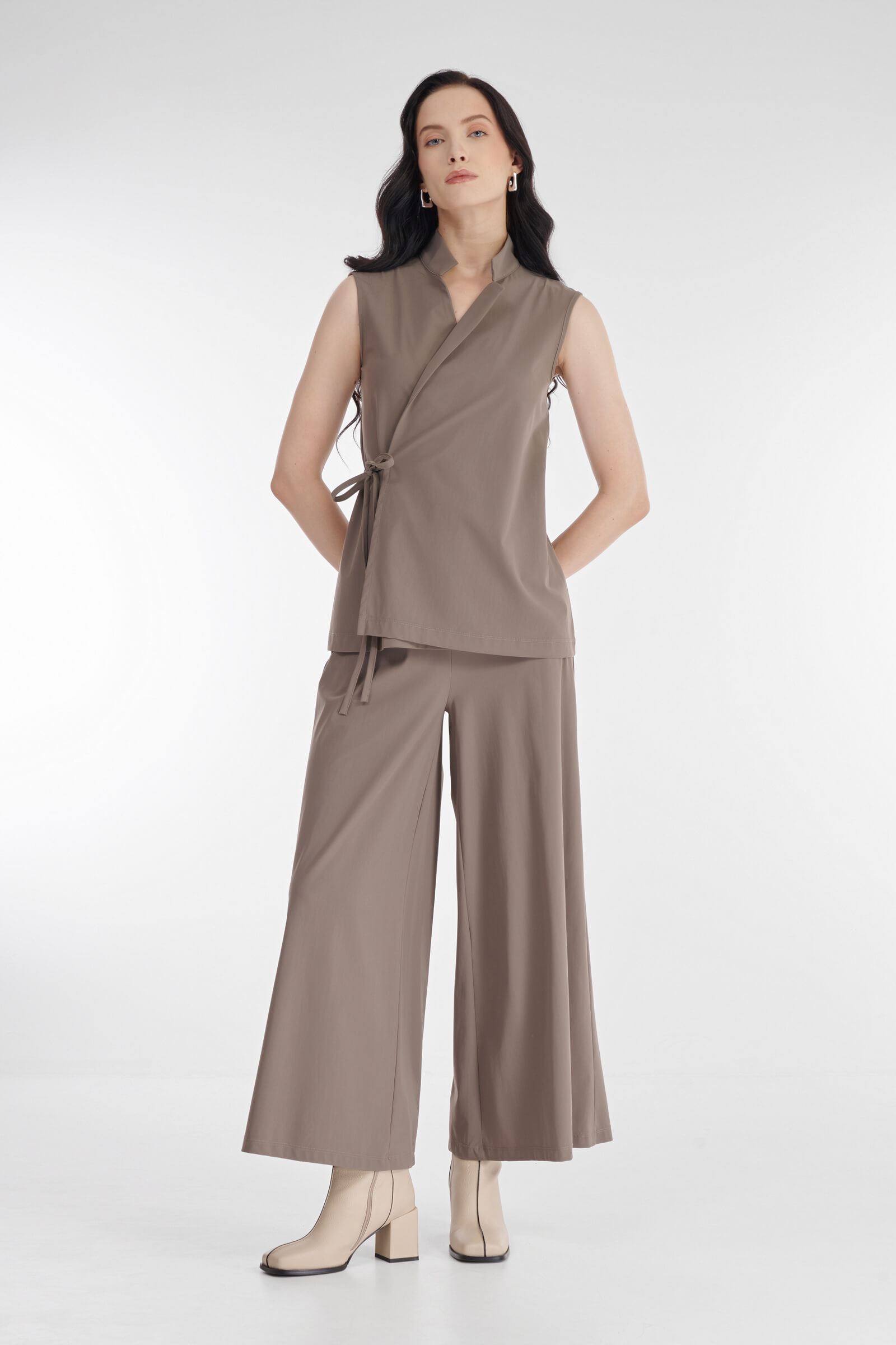 Жилет на запах Бренд Sarah Pacini