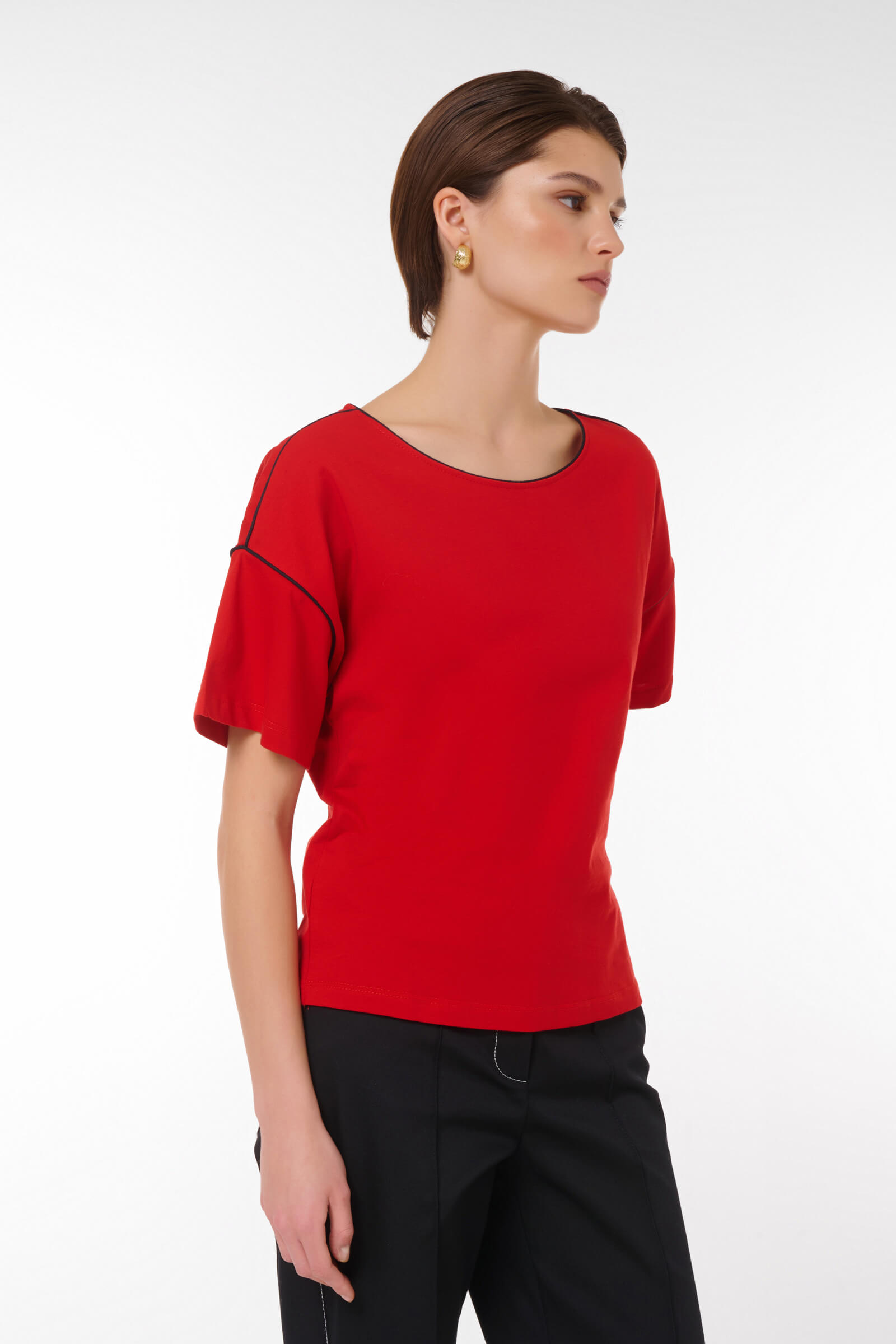 Джемпер с контрастной окантовкой Бренд Caterina Leman