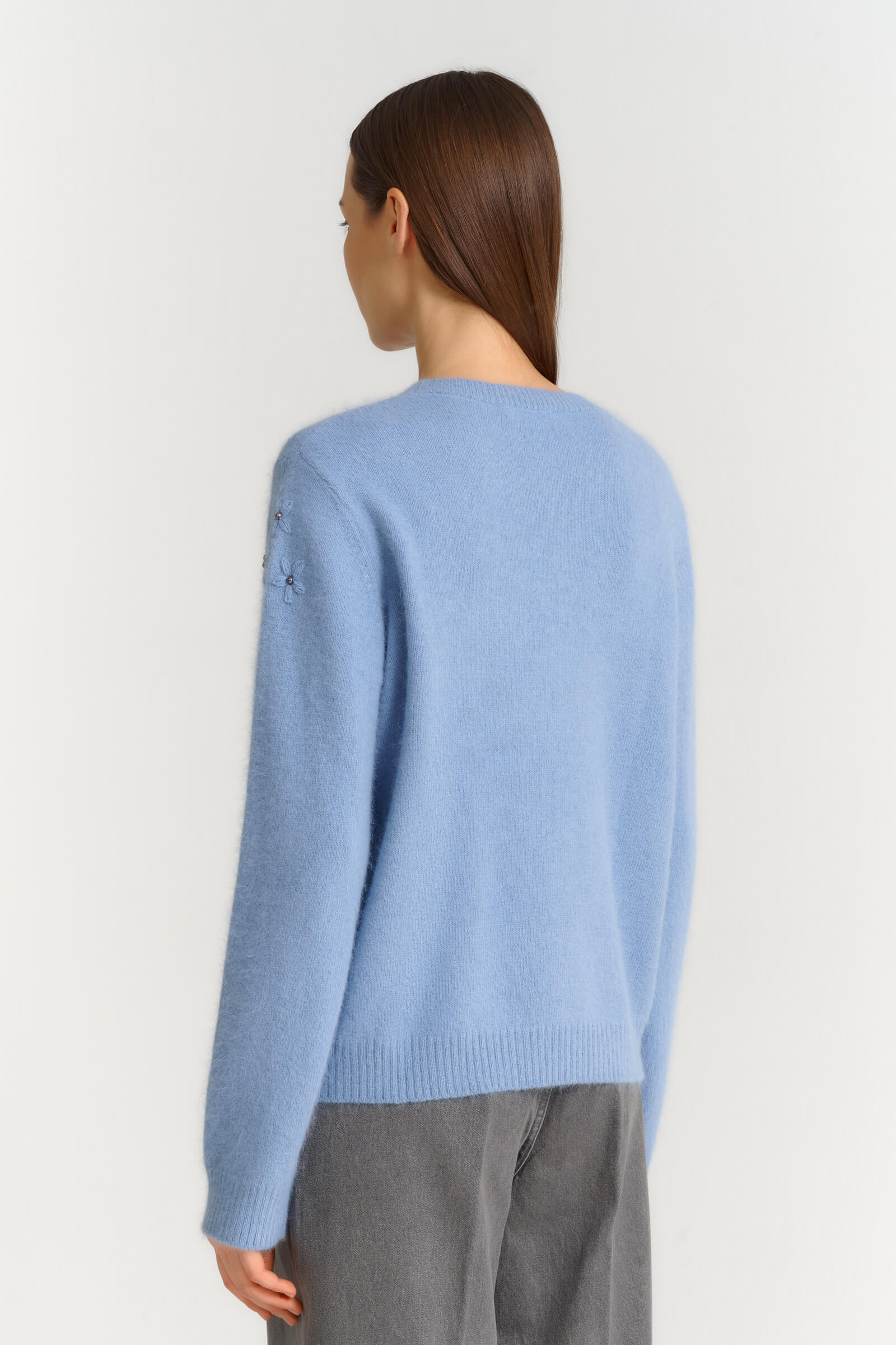 Джемпер с цветочной вышивкой Бренд Diana Gallesi