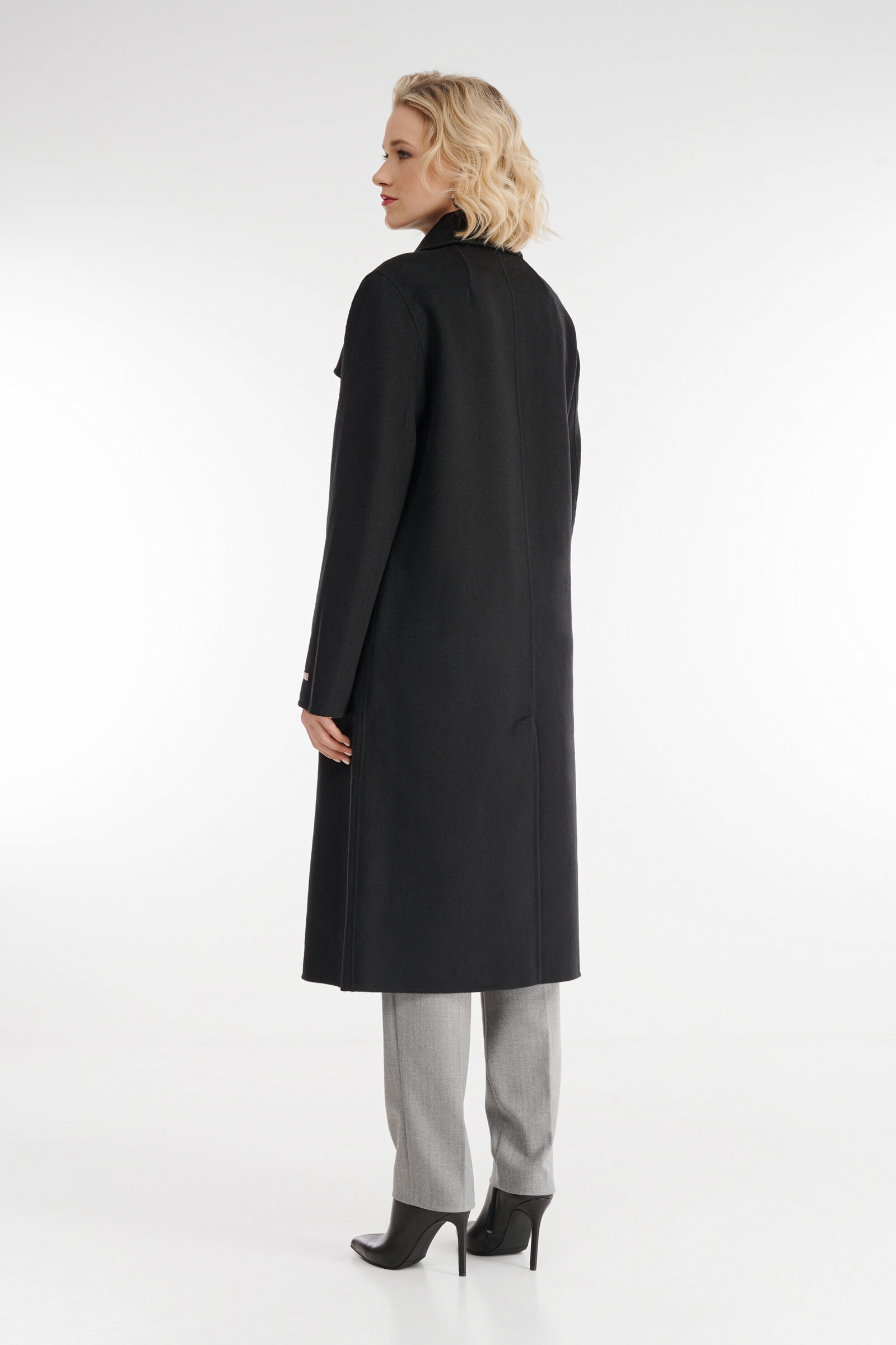 Двубортное пальто длины миди Бренд Diana Gallesi