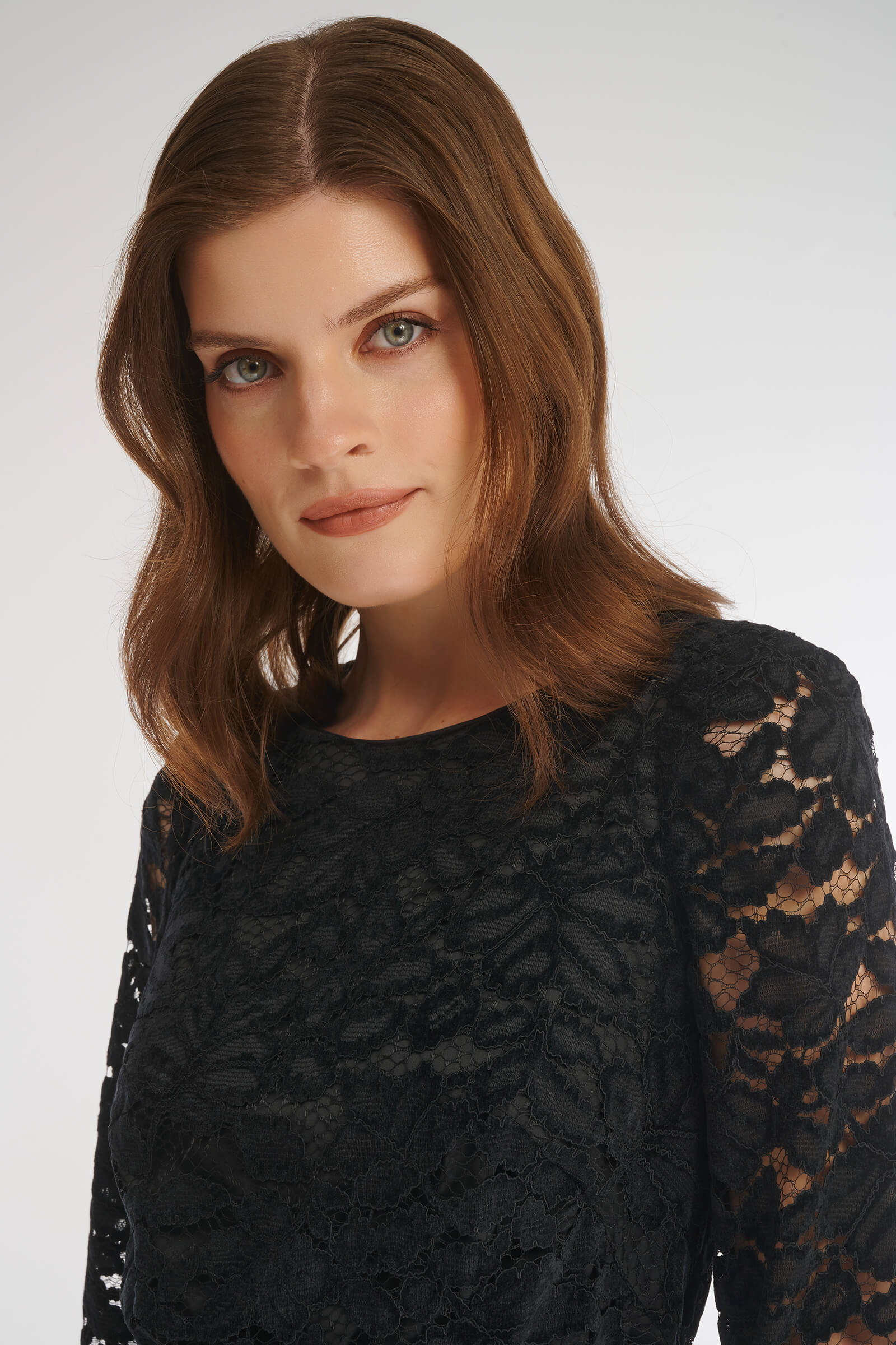 Платье из гипюра Бренд Caterina Leman