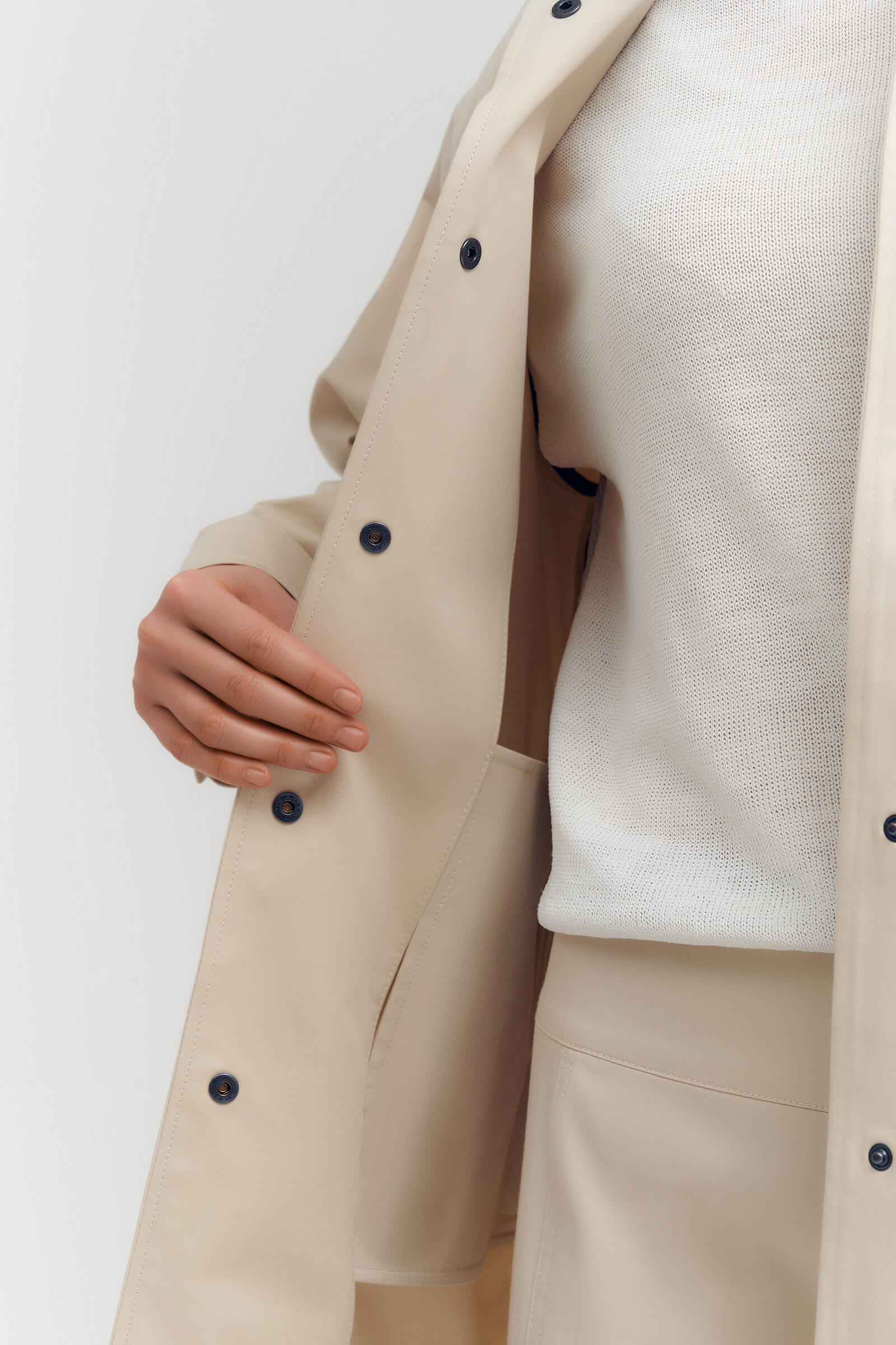 Плащ на кнопках Бренд Sarah Pacini