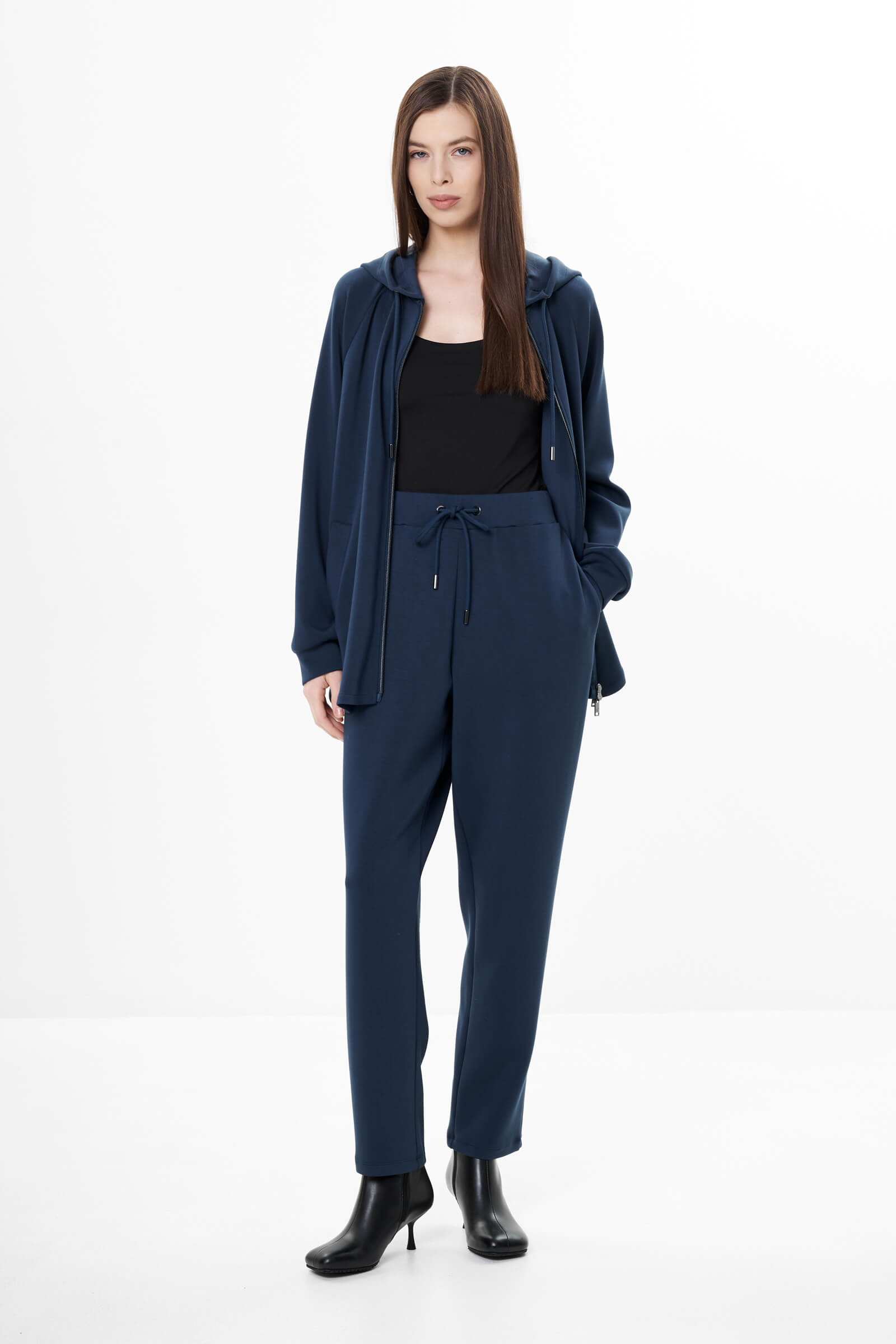 Зауженные брюки с поясом на кулиске Бренд Luisa Viola