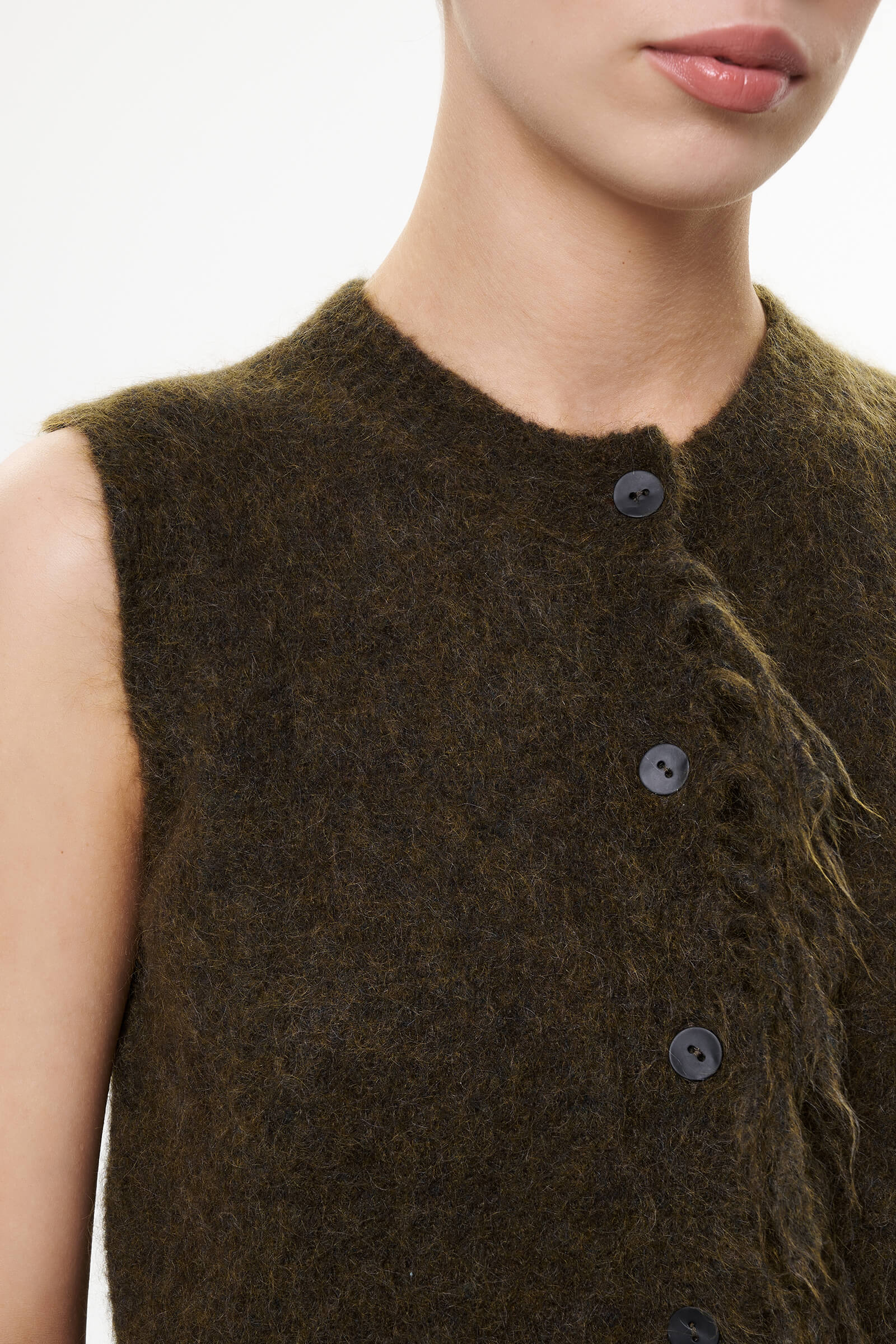 Жилет из шерсти и мохера Бренд Sarah Pacini