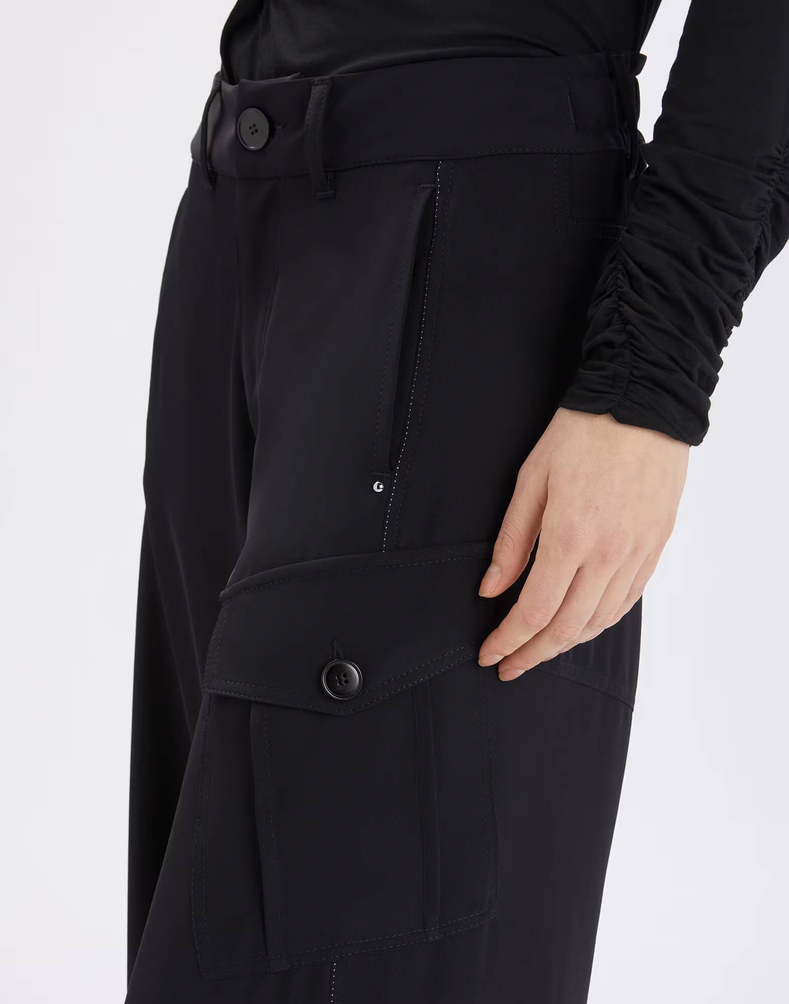 Брюки с карманами Бренд High