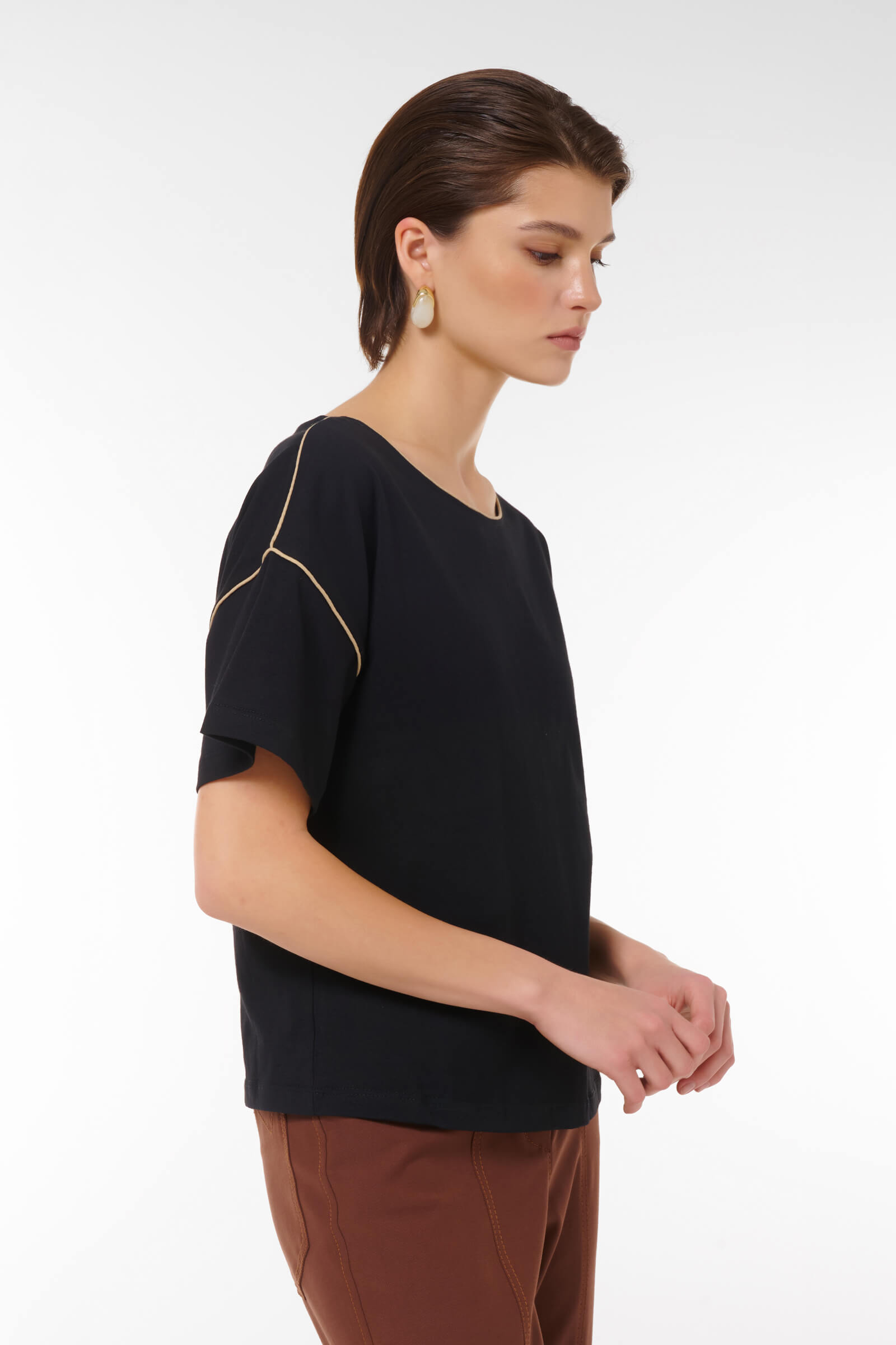 Джемпер с контрастной окантовкой Бренд Caterina Leman