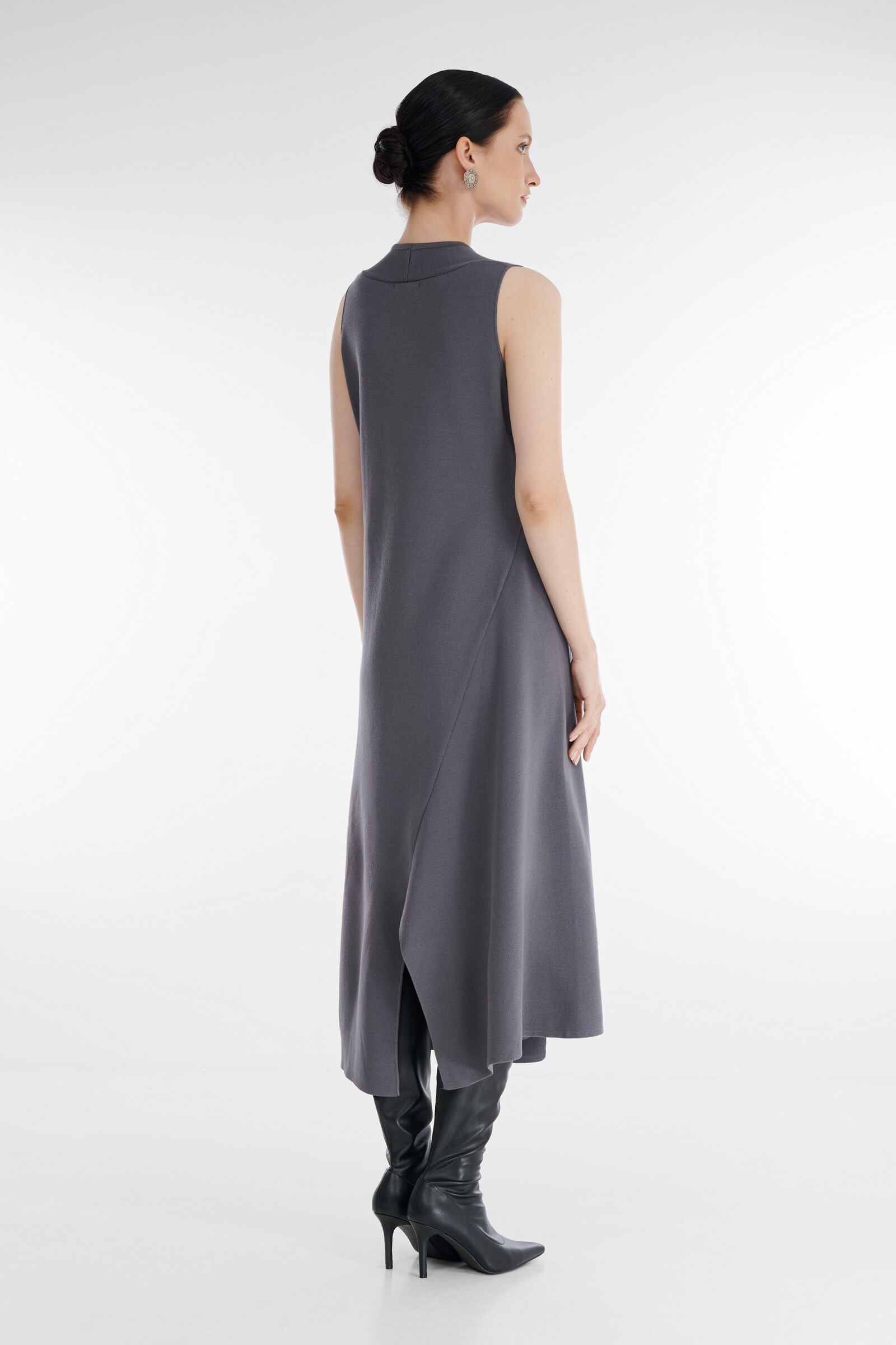 Трикотажное платье с V-образным вырезом Бренд Sarah Pacini