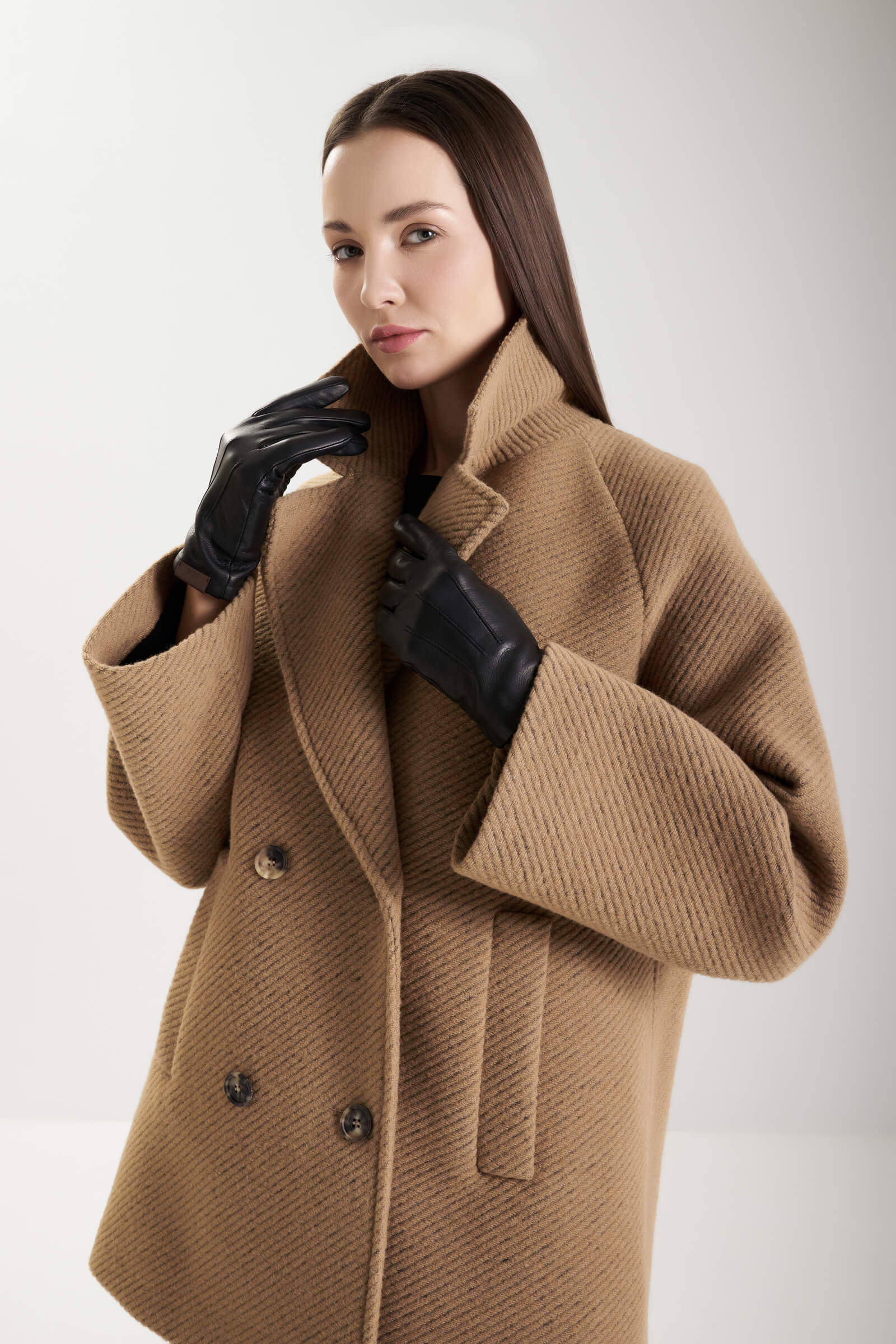 Перчатки из натуральной кожи Бренд MM