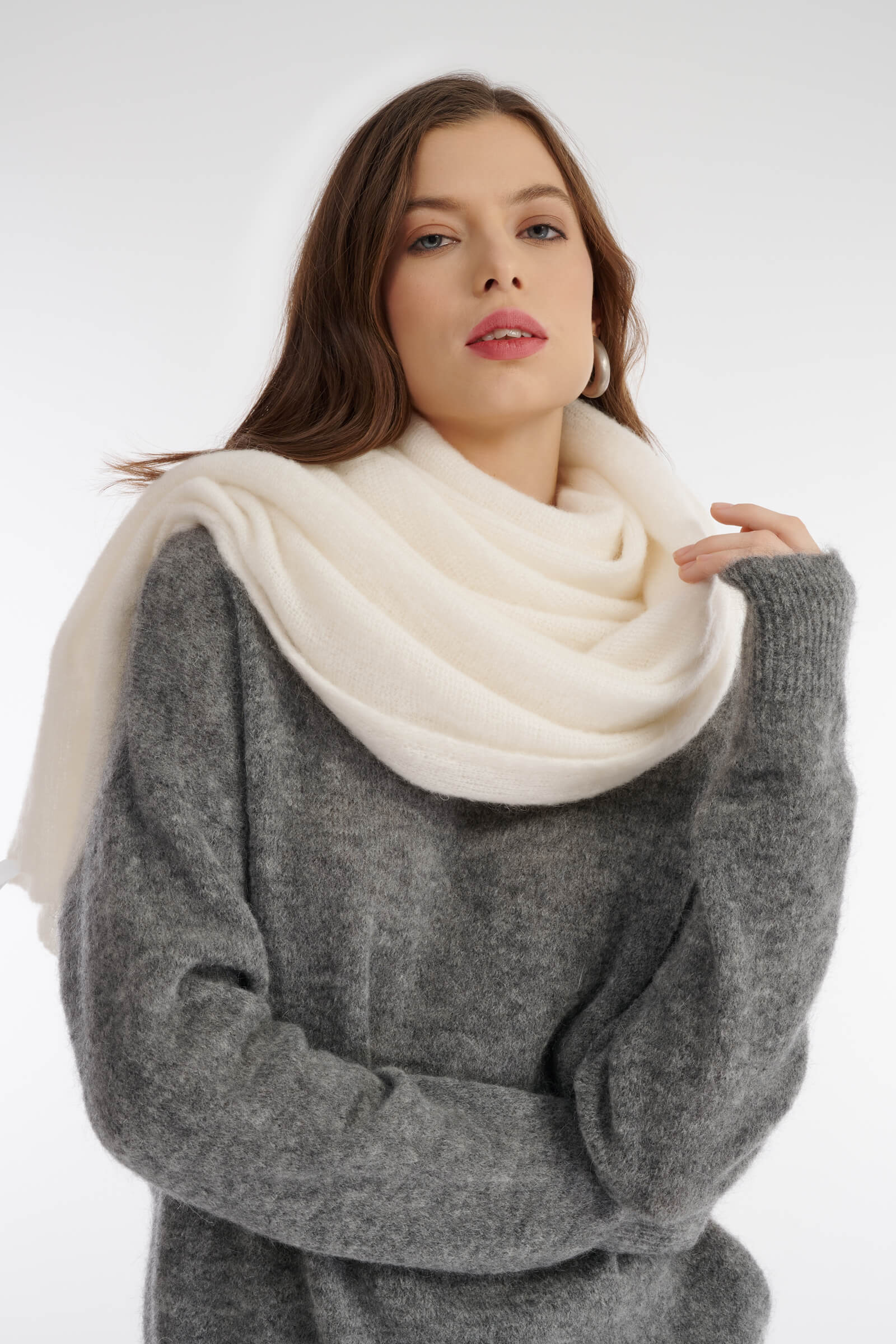 Шарф из мохера Бренд Sarah Pacini