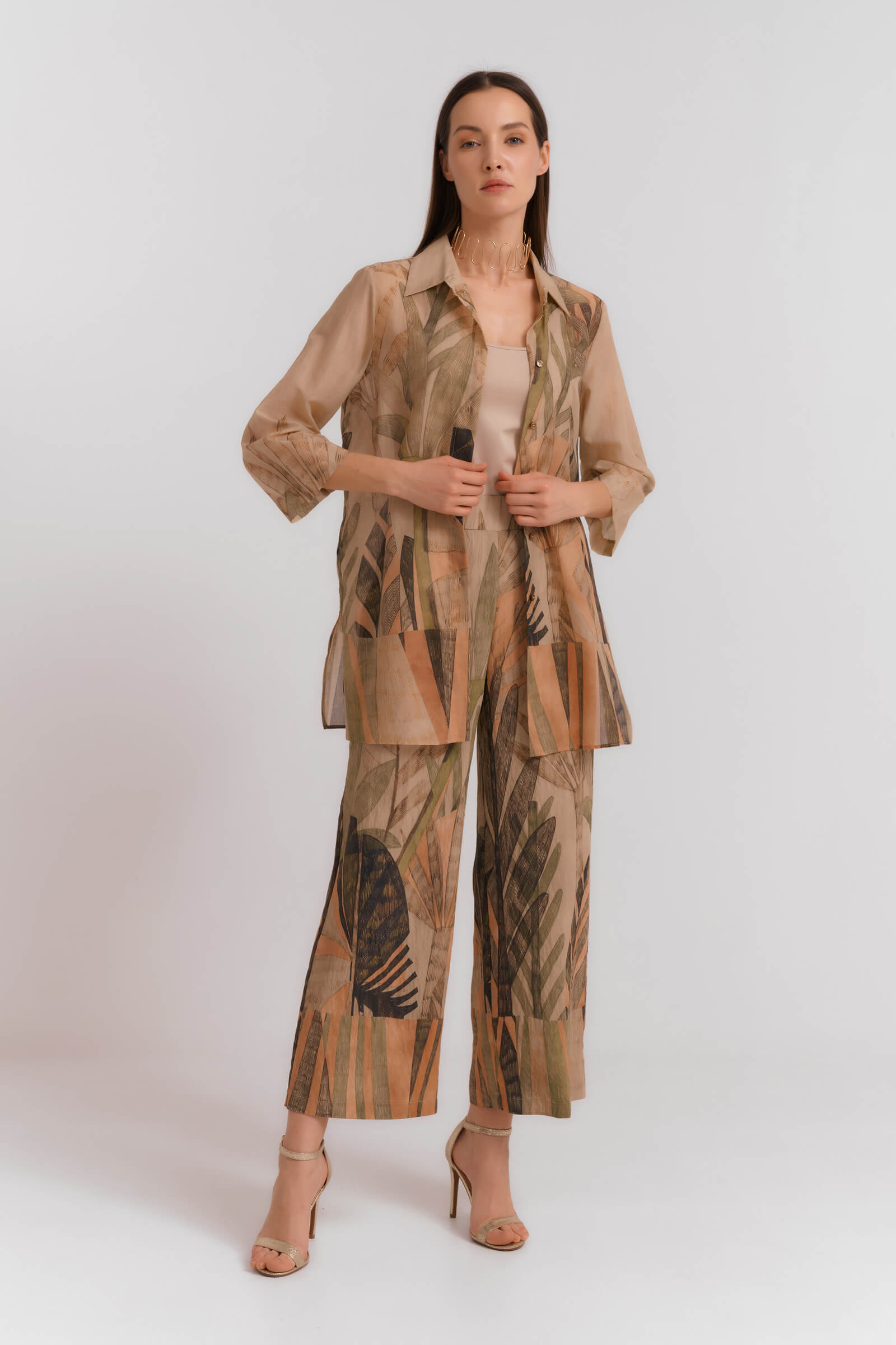 Укороченные брюки с растительным принтом Бренд Diana Gallesi