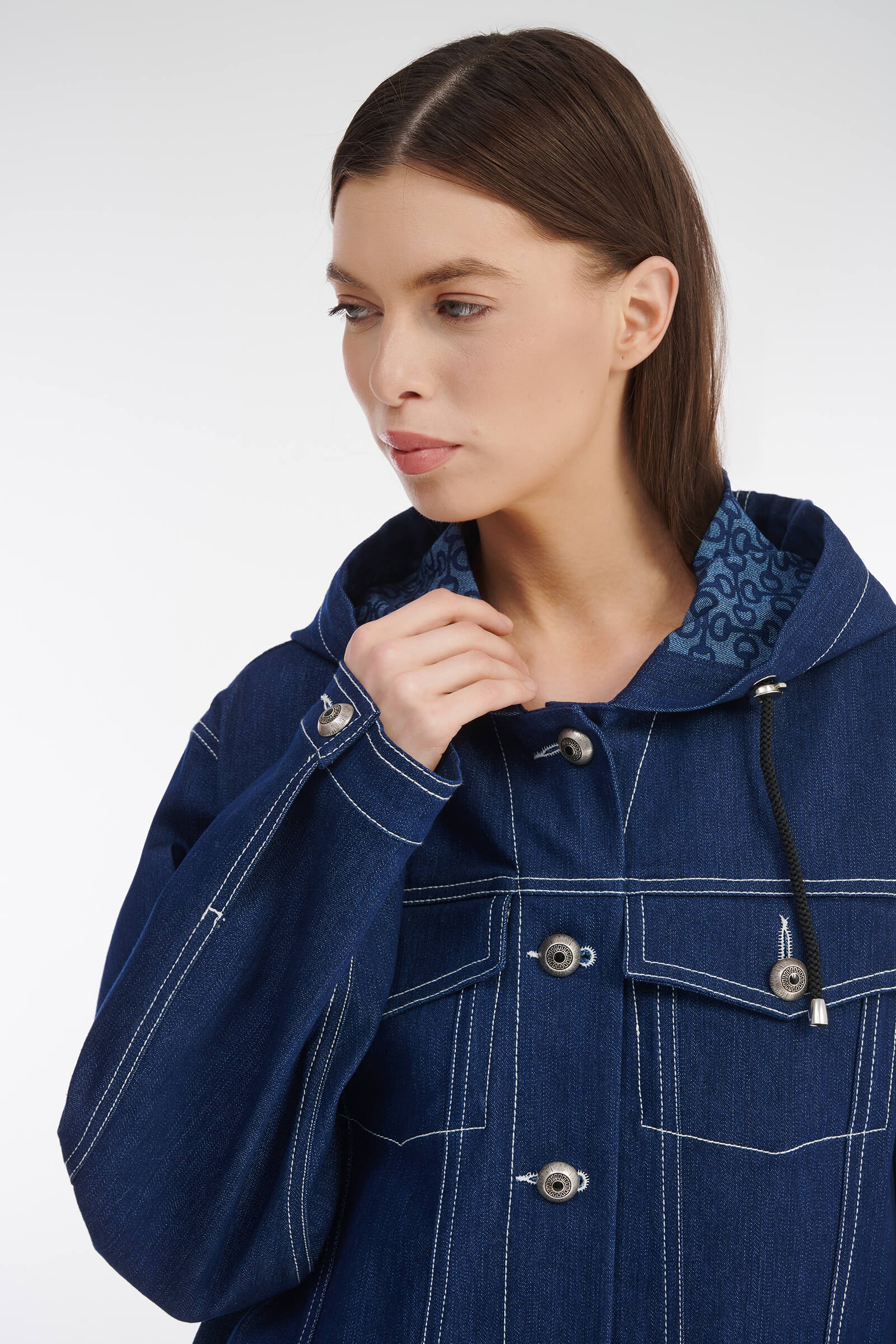 Джинсовая куртка на пуговицах Бренд Caterina Leman