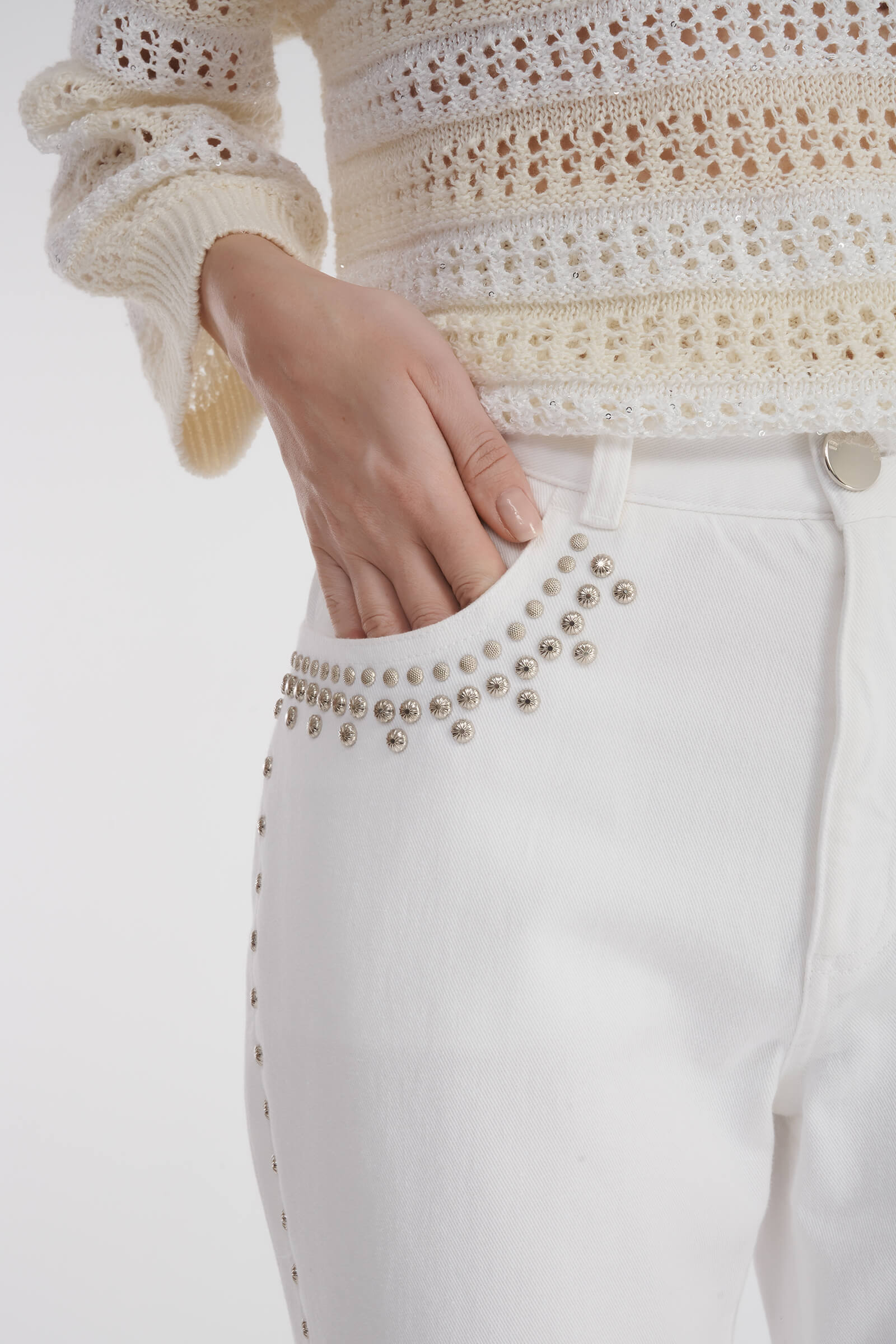 Джинсы с заклепками Бренд Daniela Drei