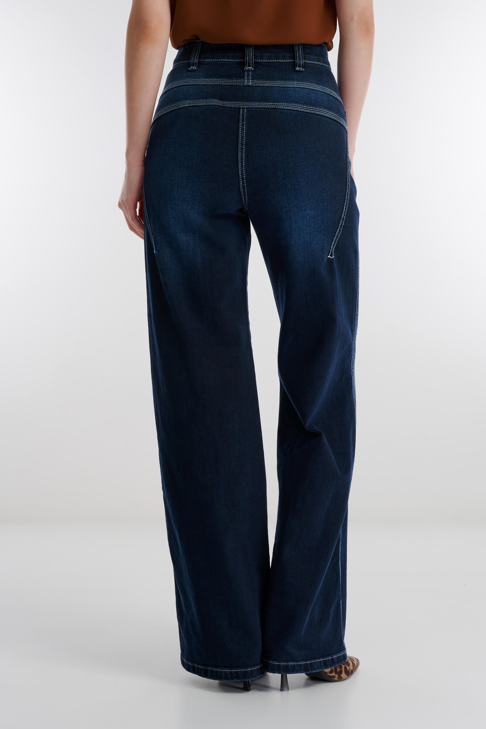 Джинсы с высокой посадкой Бренд Caterina Leman