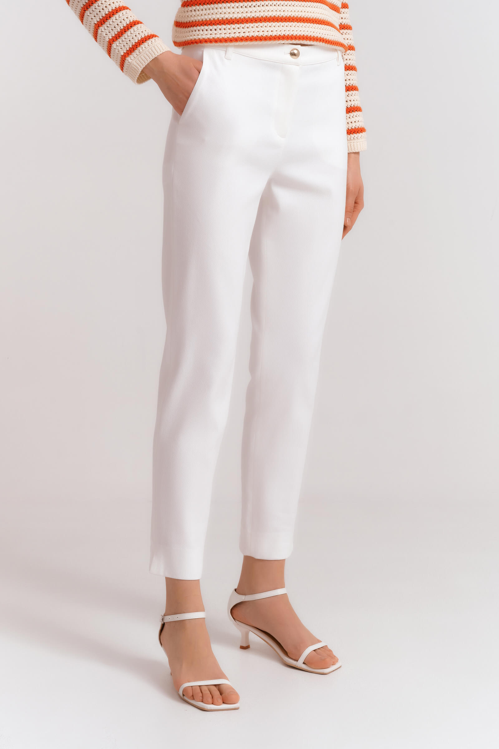 Зауженные брюки Бренд Diana Gallesi