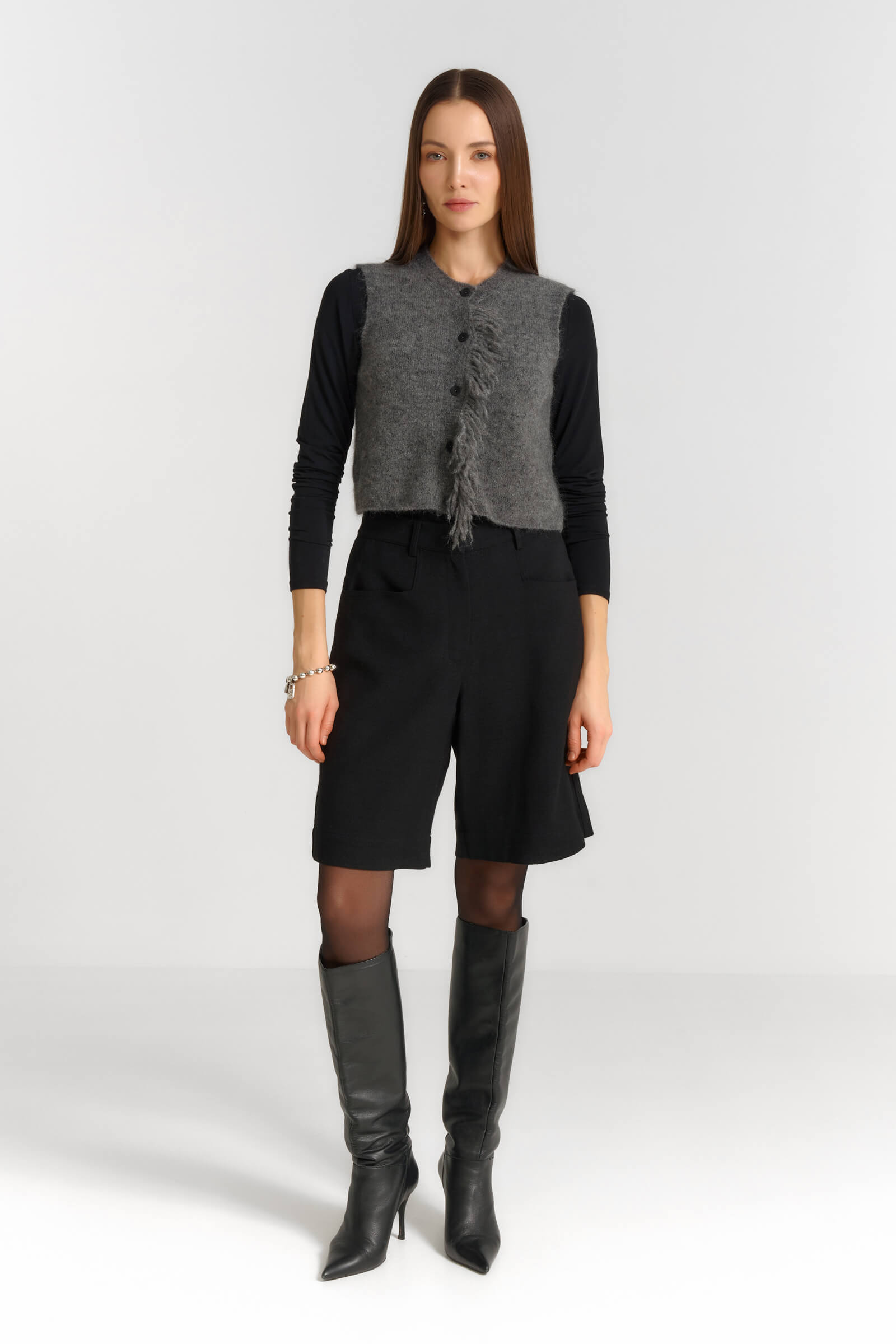 Жилет из шерсти и мохера Бренд Sarah Pacini