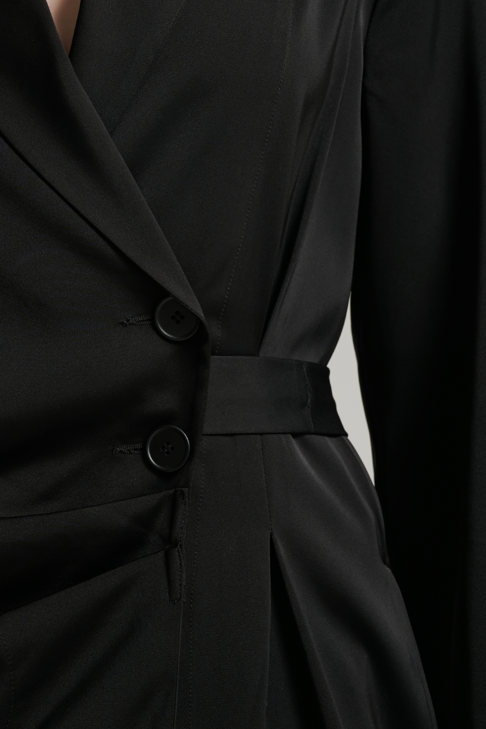 Комбинезон из атласа с драпировкой Бренд High