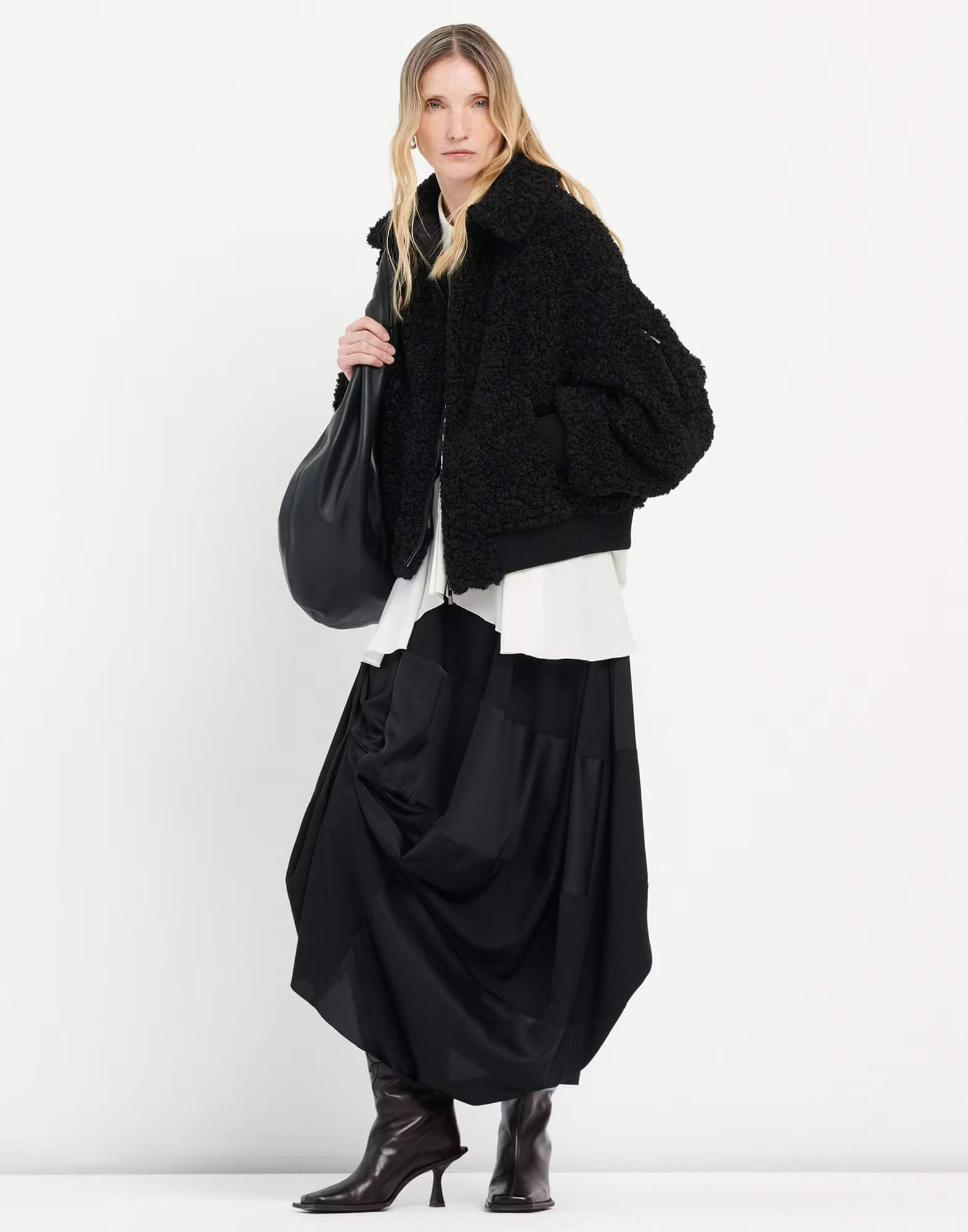 Куртка-бомбер из шерпы Бренд High