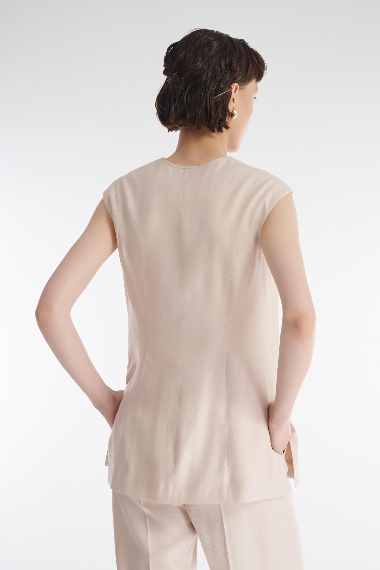 Жилет с V-образным вырезом Бренд Caterina Leman