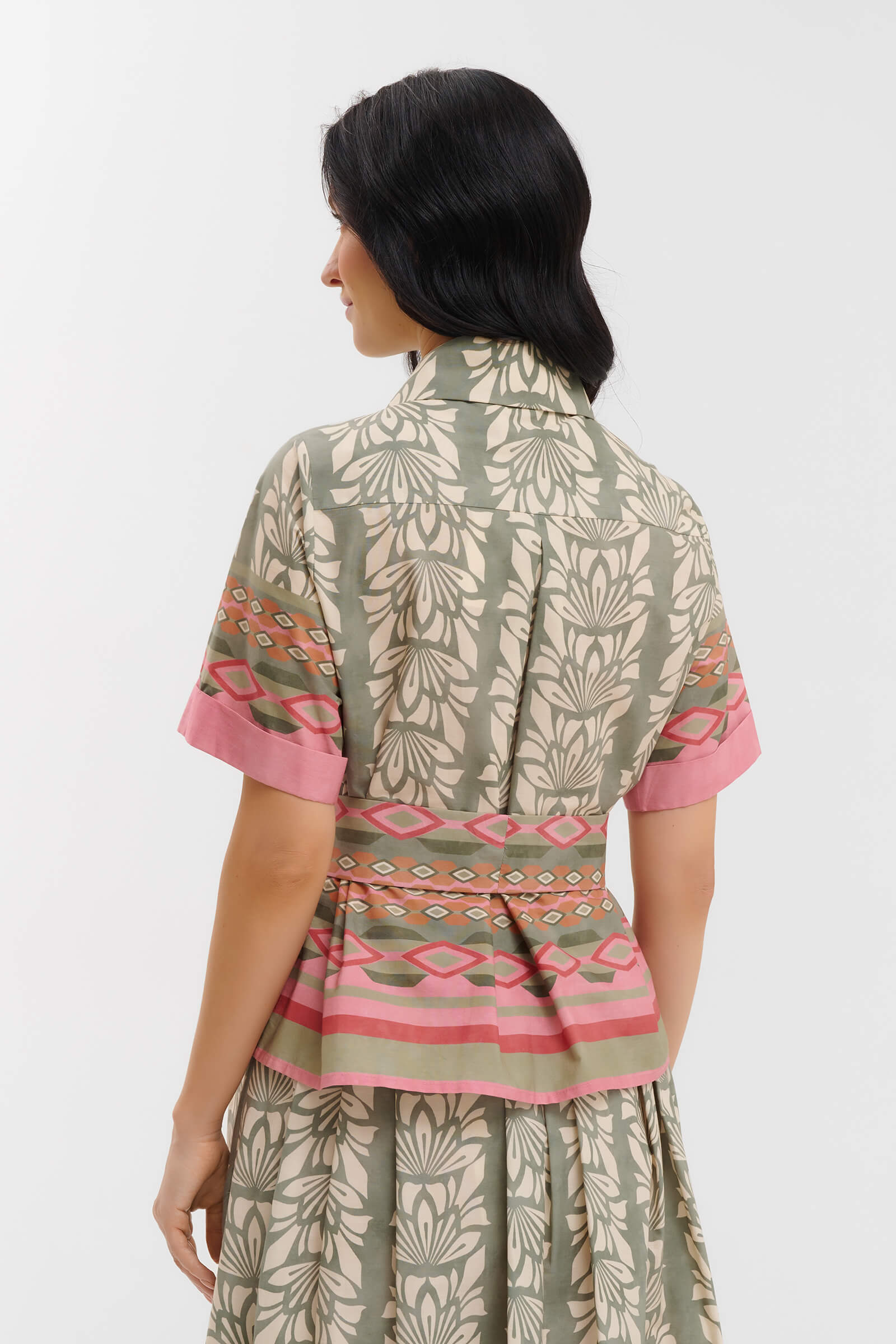 Блузка на пуговицах с узором Бренд Milva Mi