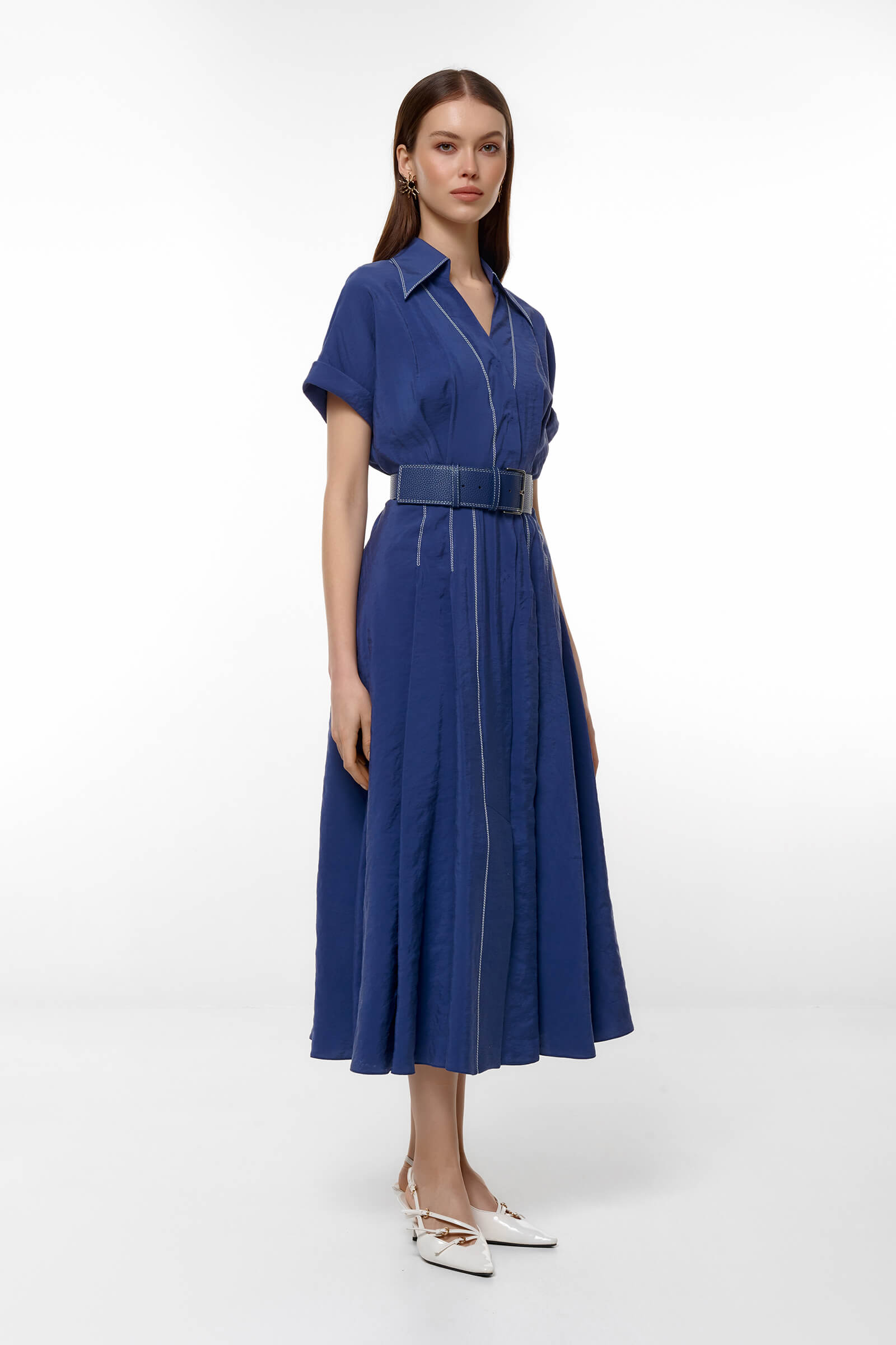 Платье с контрастной строчкой и поясом Бренд Caterina Leman