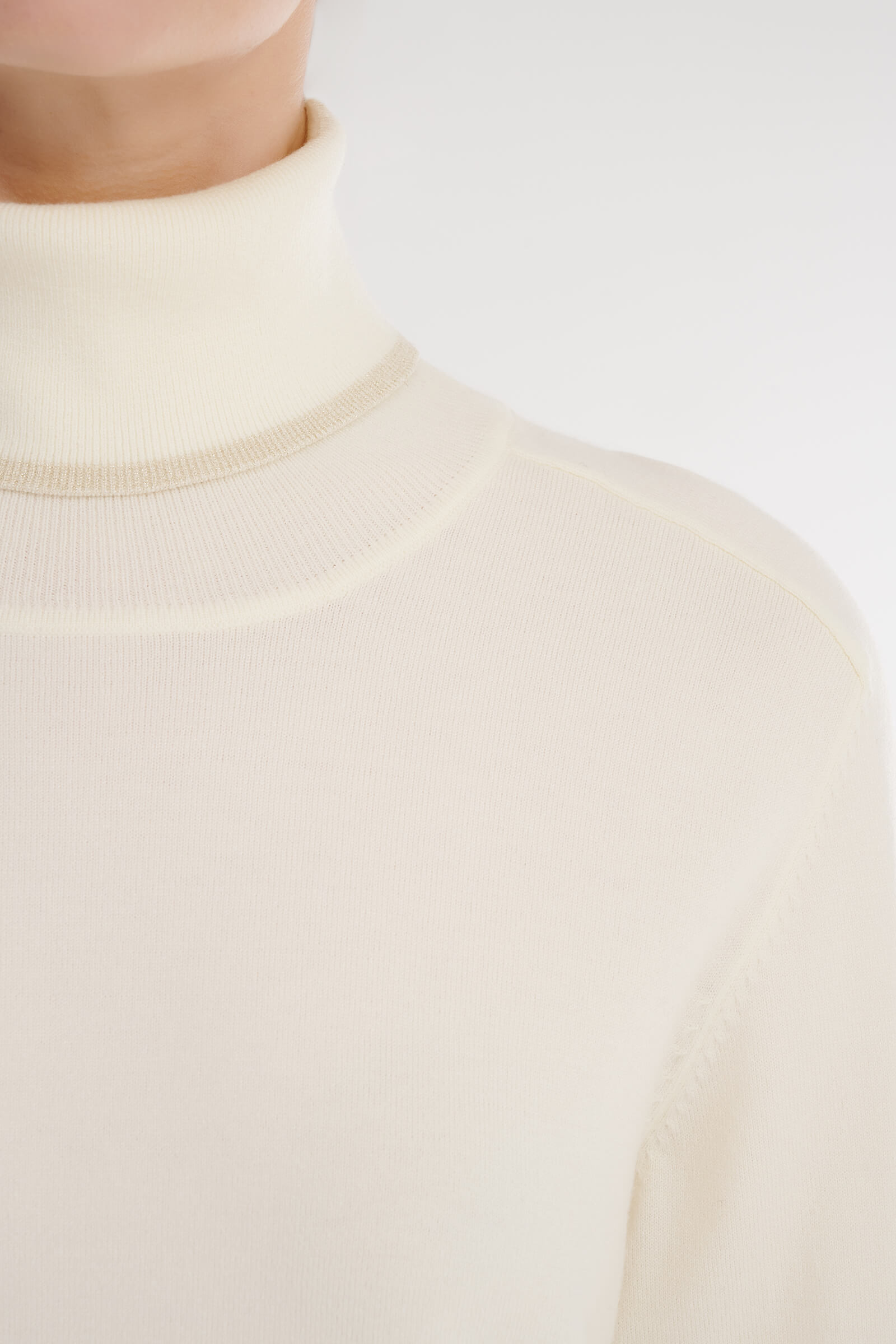 Удлиненная водолазка свободного кроя Бренд Diana Gallesi