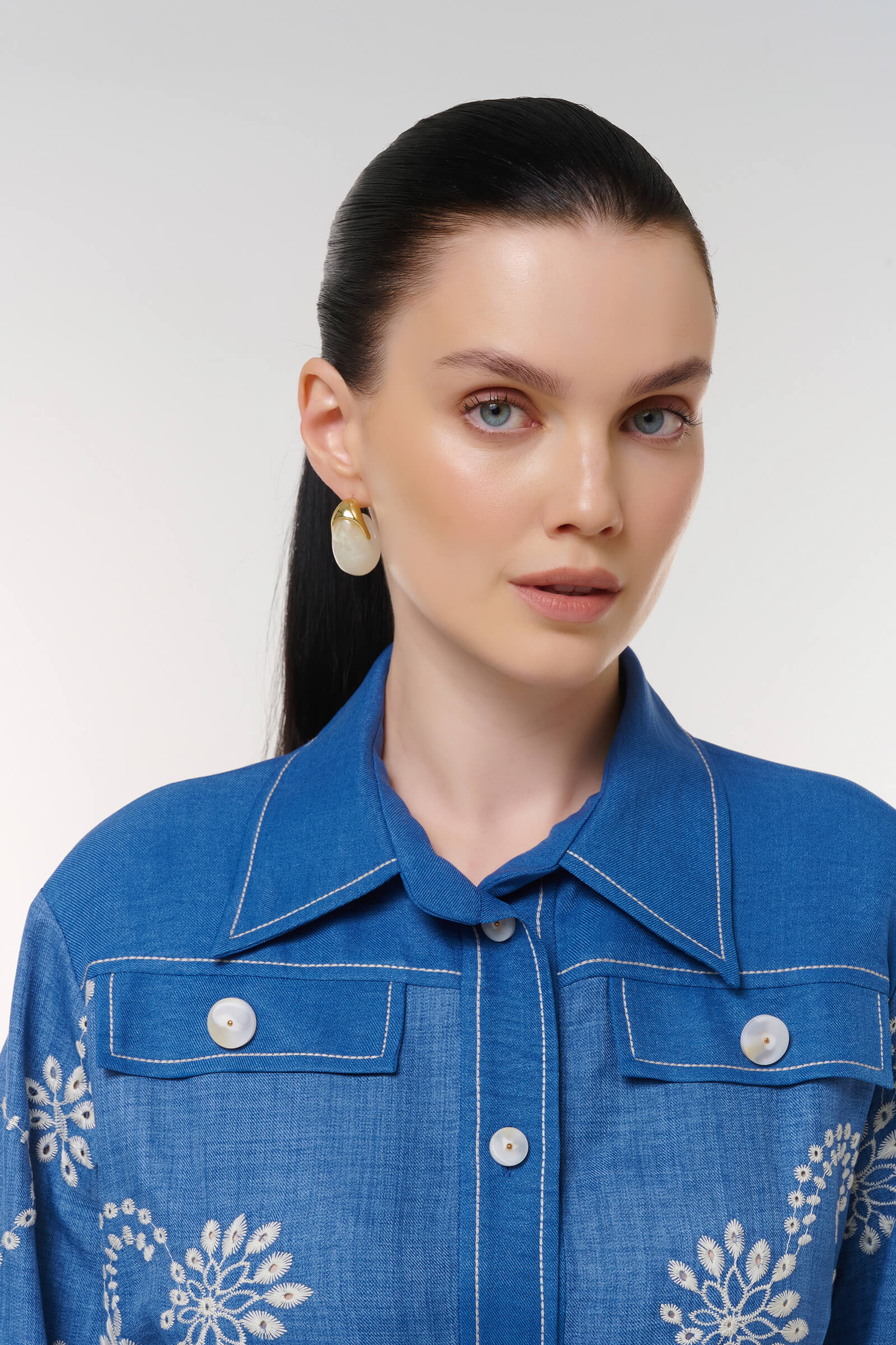 Блузка с цветочной вышивкой Бренд Caterina Leman