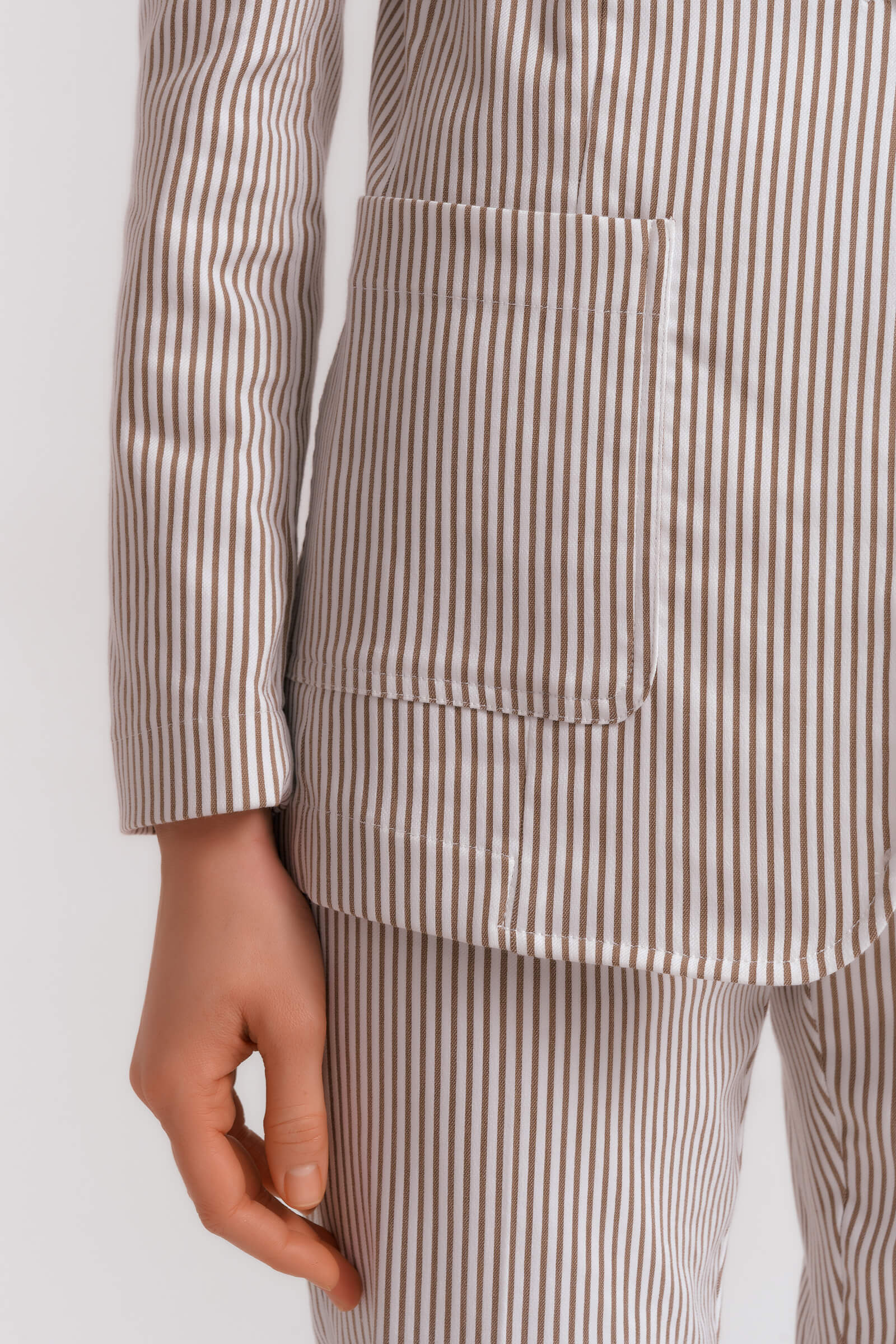 Пиджак в полоску Бренд Diana Gallesi