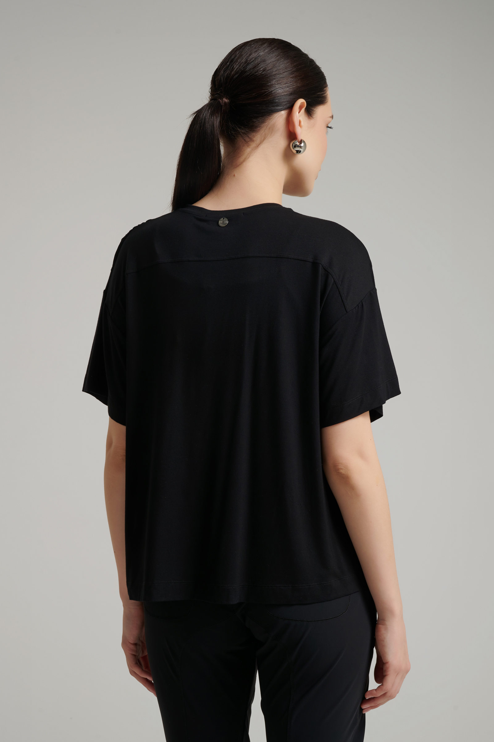 Футболка с оборками Бренд High