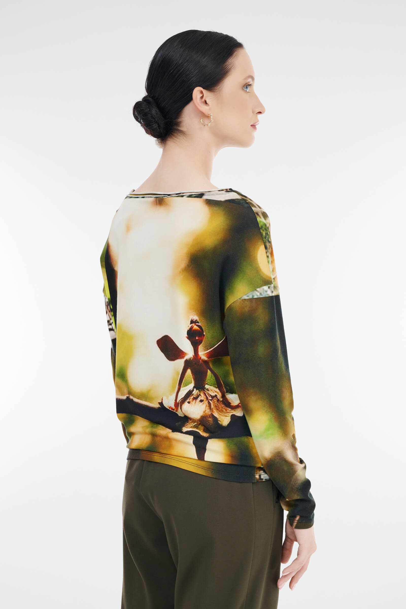 Лонгслив с вырезом-лодочкой Бренд Sarah Pacini