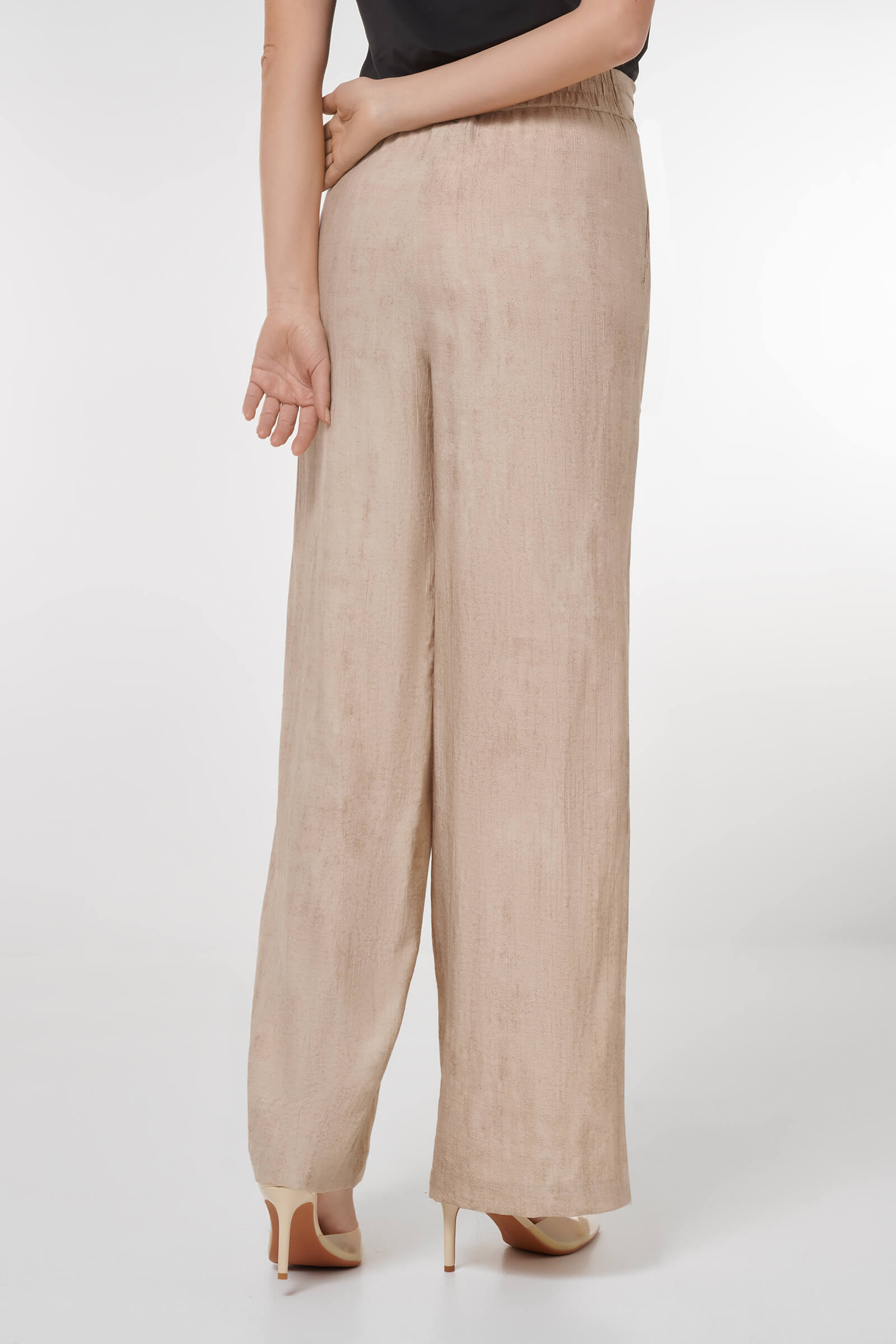 Широкие брюки с эффектом потертости Бренд Caterina Leman