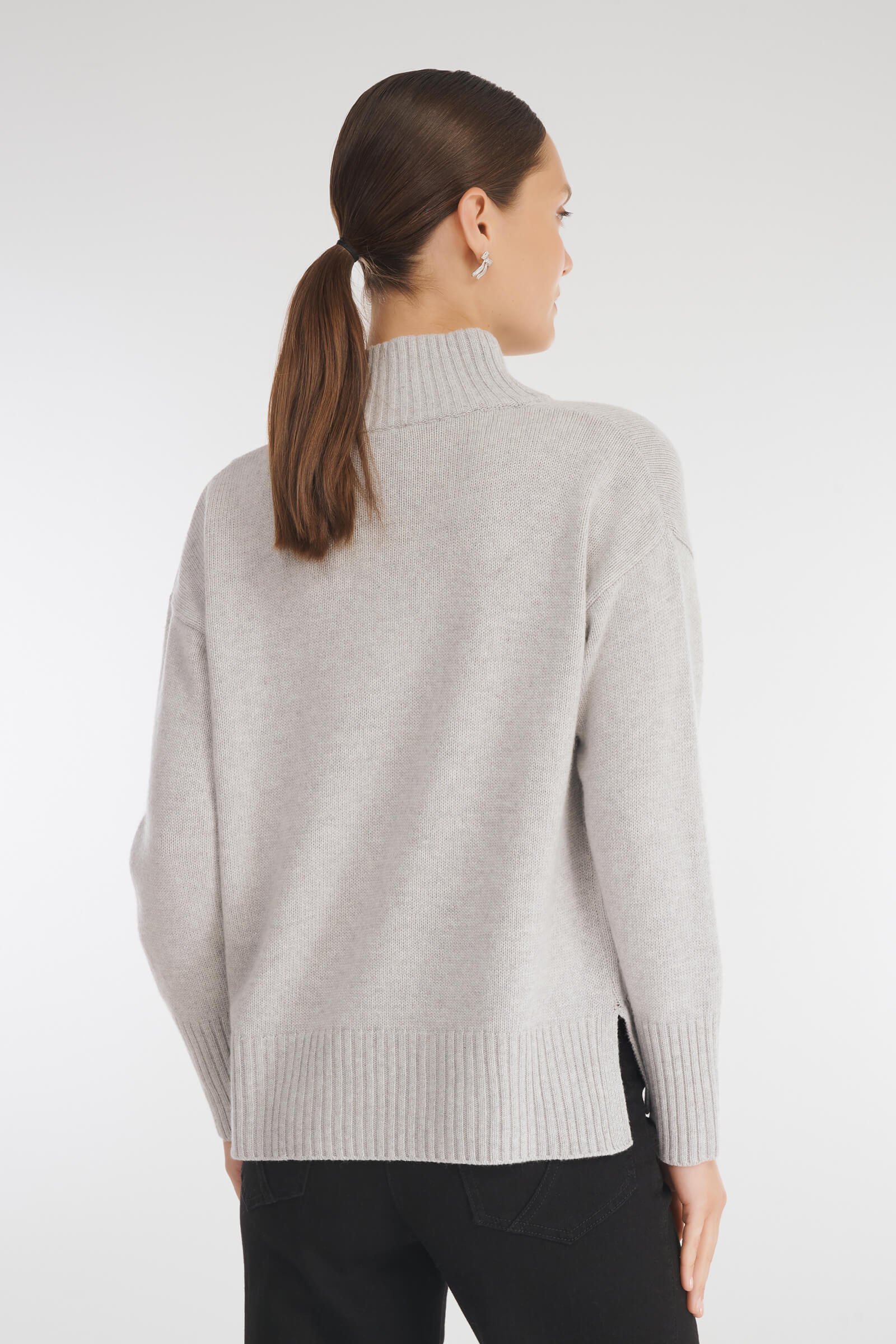 Свитер из шерсти мериноса, кашемира и шелка Бренд Caterina Leman