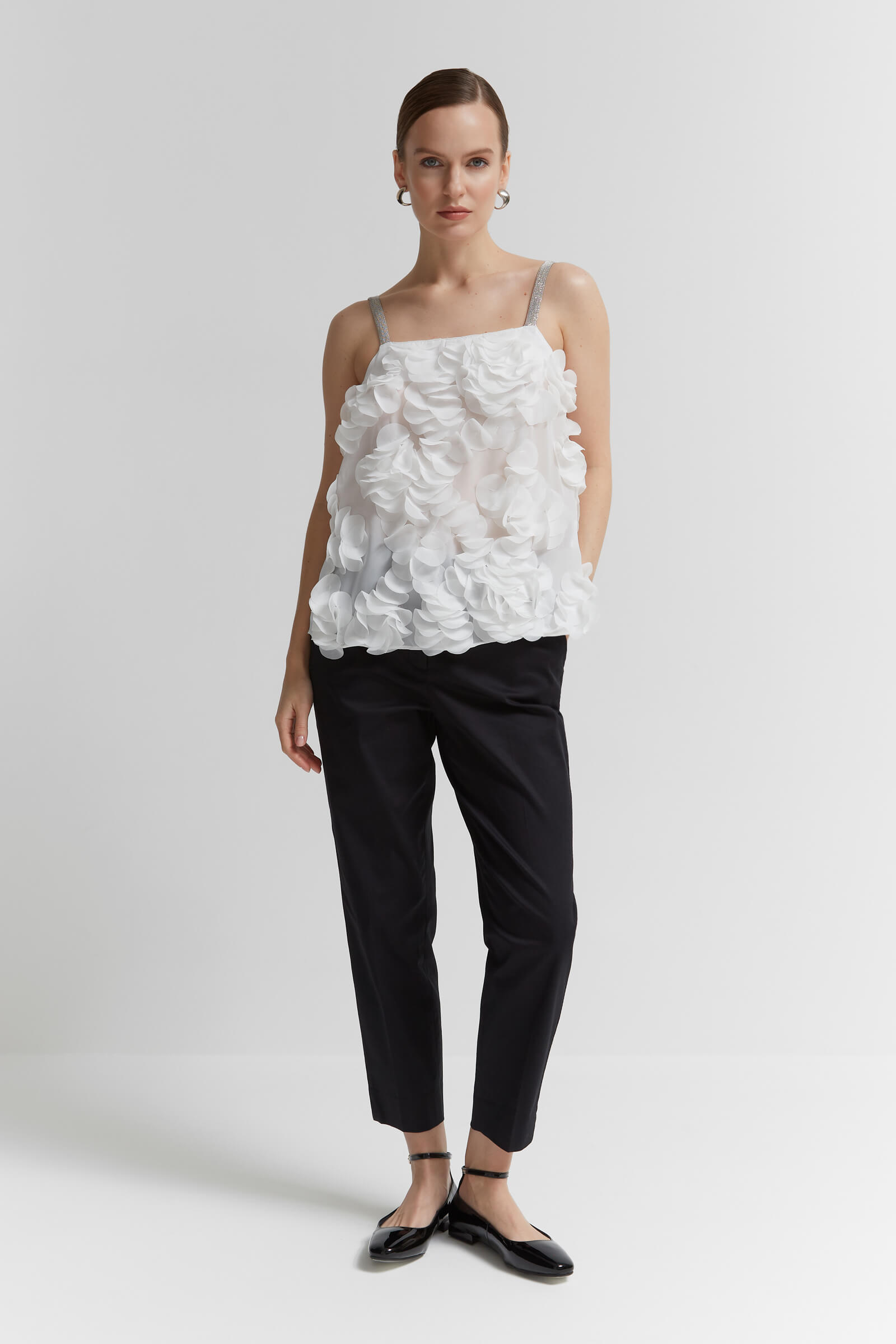 Топ с объемным декором Бренд Rocco Ragni