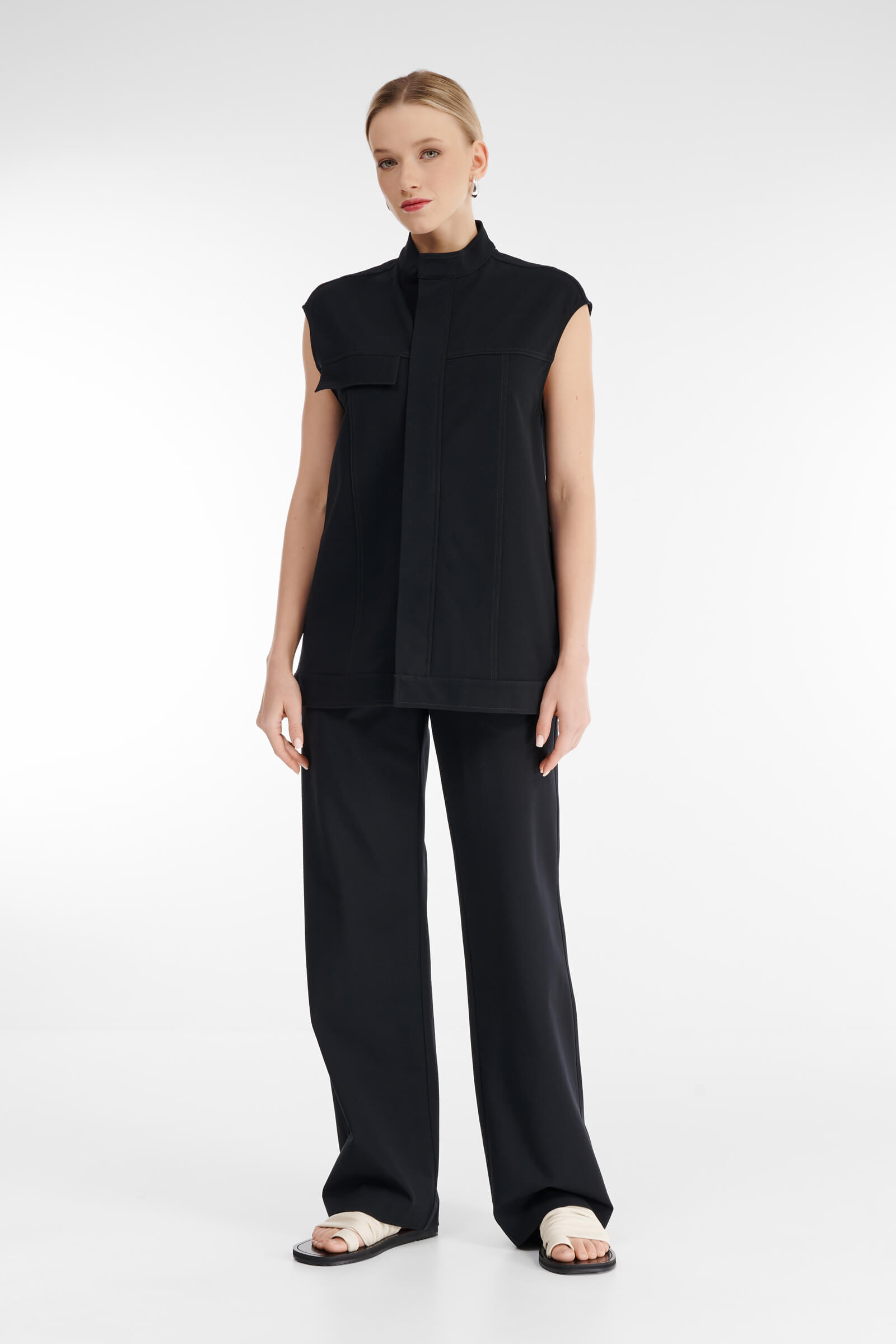 Жилет на молнии Бренд Sarah Pacini