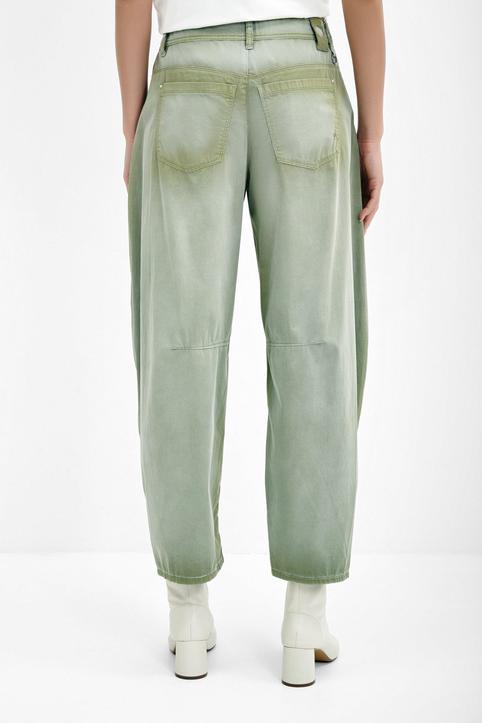 Джинсы багги с вареным эффектом Бренд High