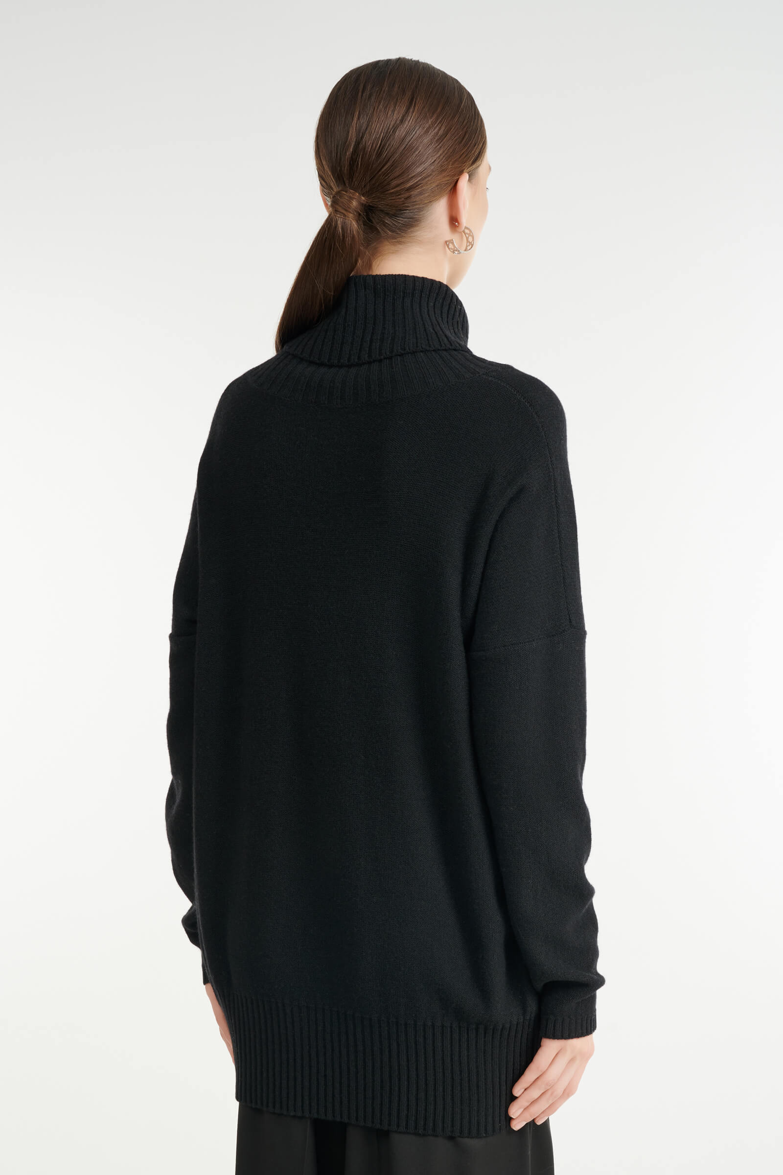 Свитер с воротником с отворотом Бренд Rocco Ragni