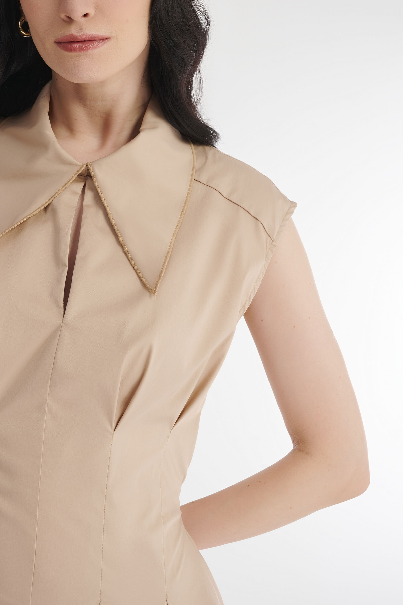 Хлопковое платье с асимметричным подолом Бренд Milva Mi