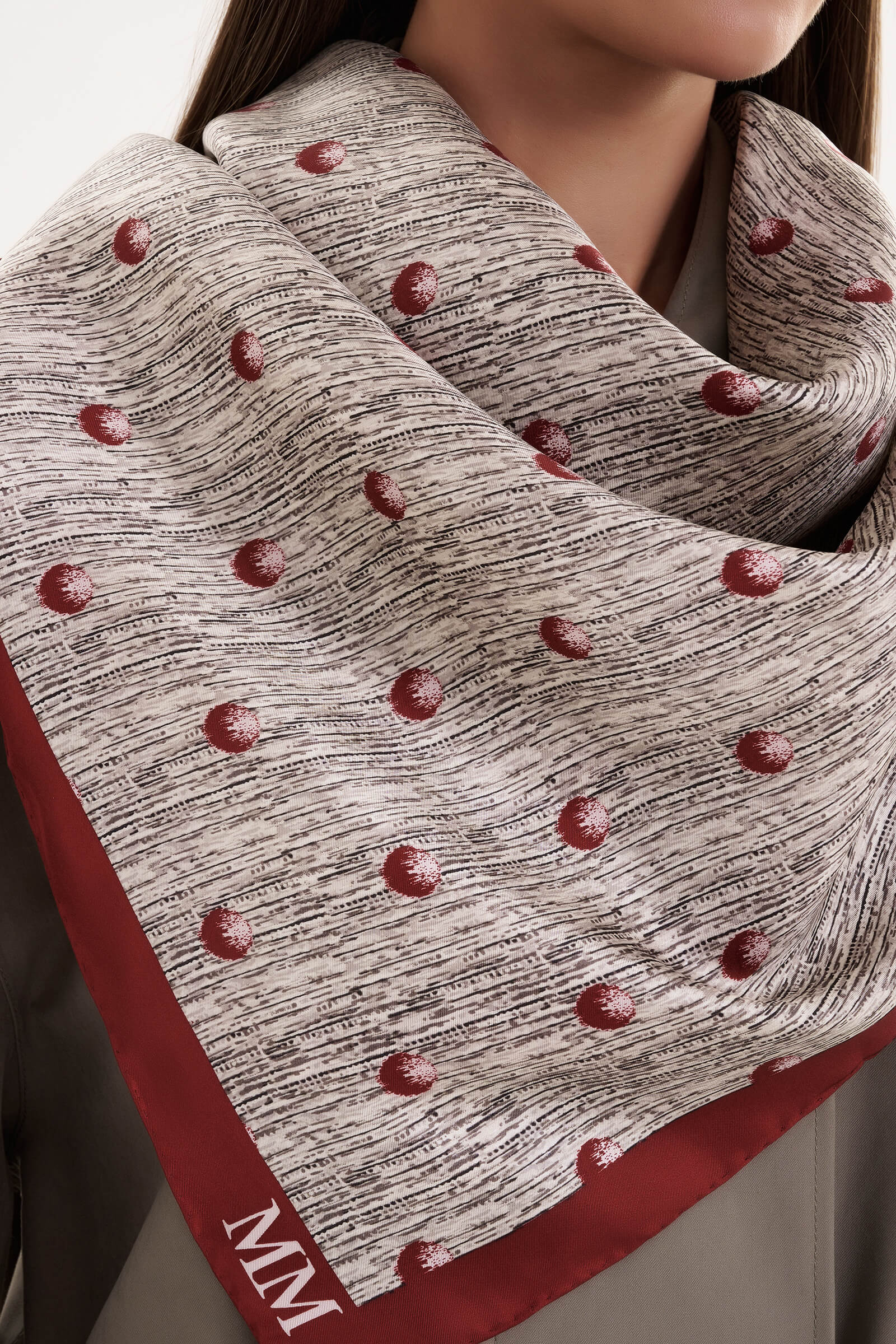 Платок из 100% шелка Бренд MM