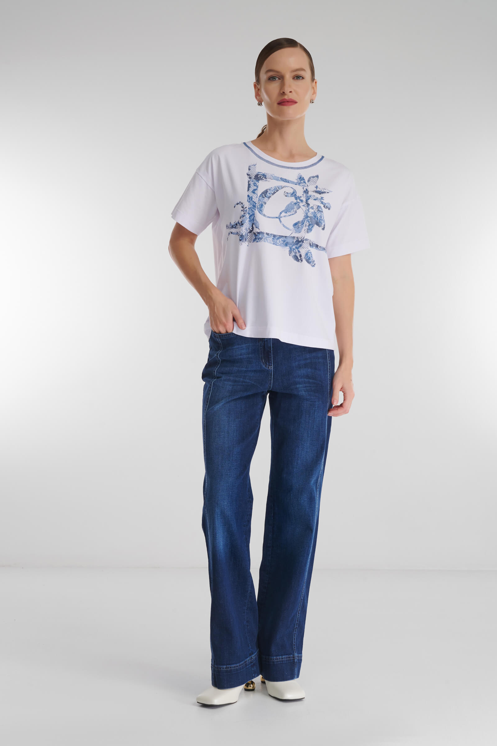 Джинсы прямого кроя Бренд Caterina Leman