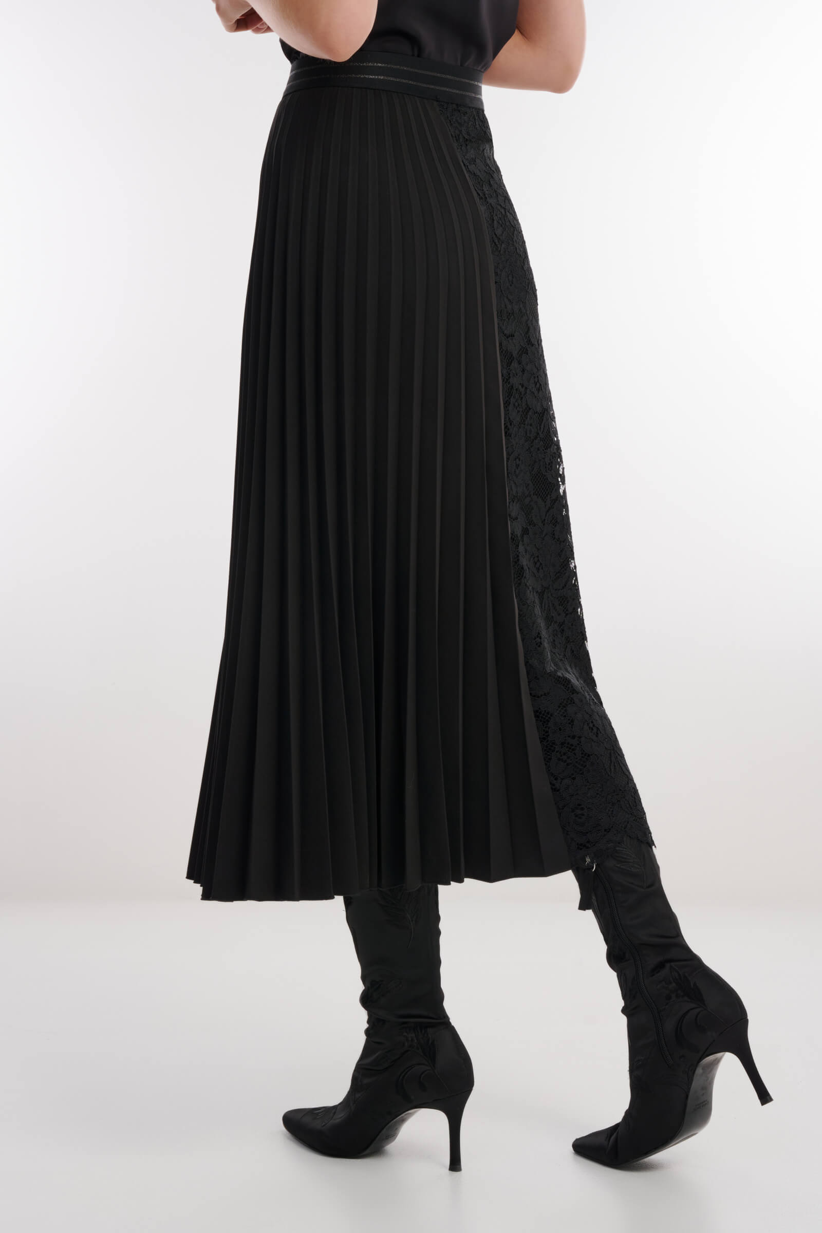 Плиссированная юбка с гипюровой вставкой Бренд Caterina Leman