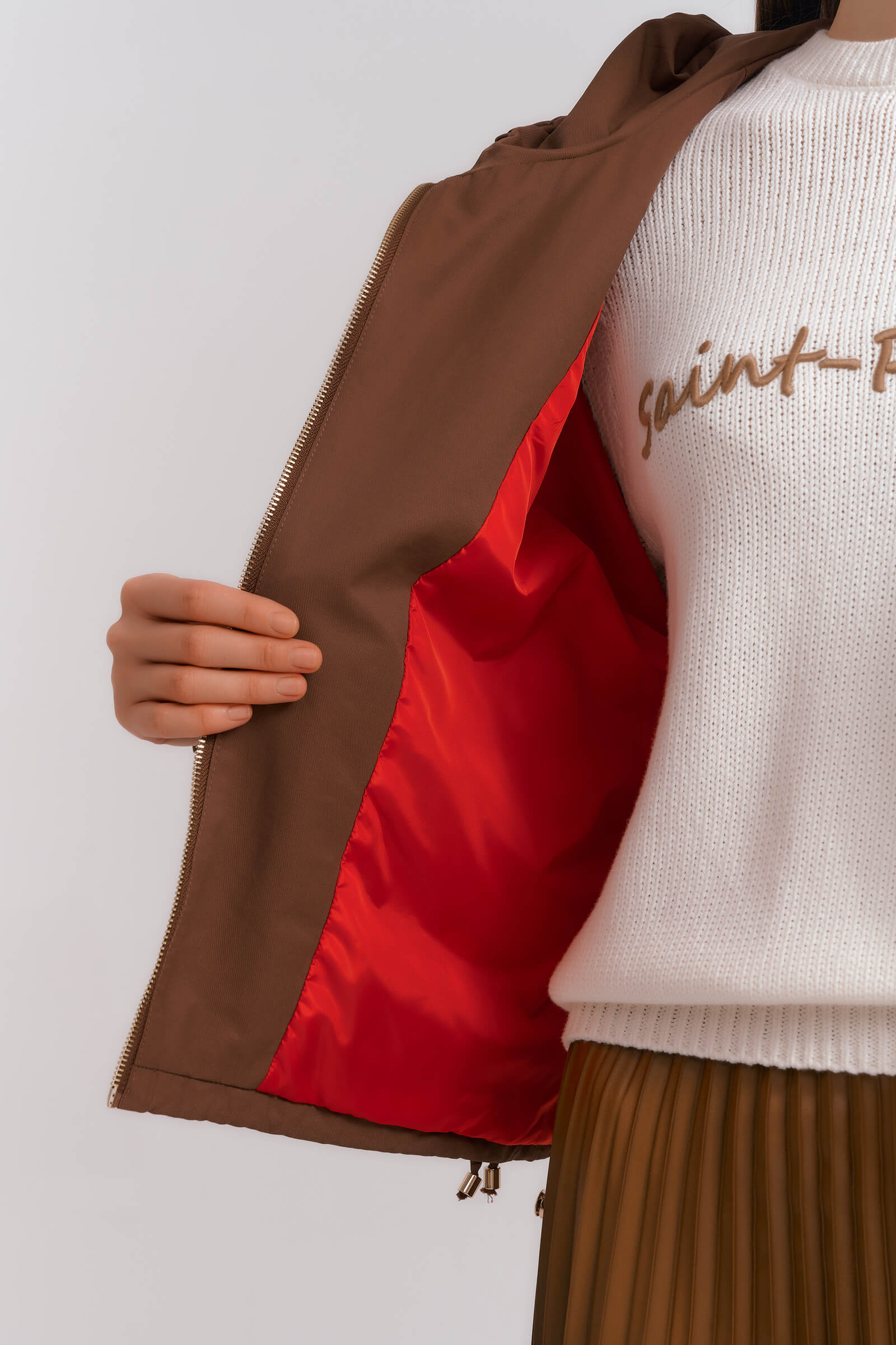 Куртка ветровка с капюшоном Бренд Diana Gallesi