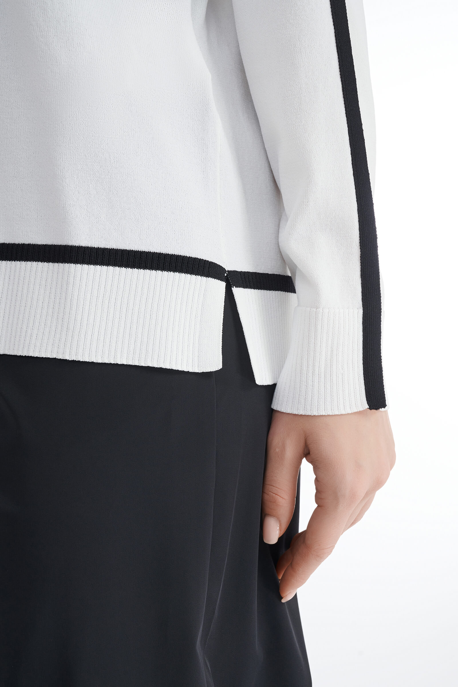 Джемпер с вырезом-лодочкой Бренд Diana Gallesi