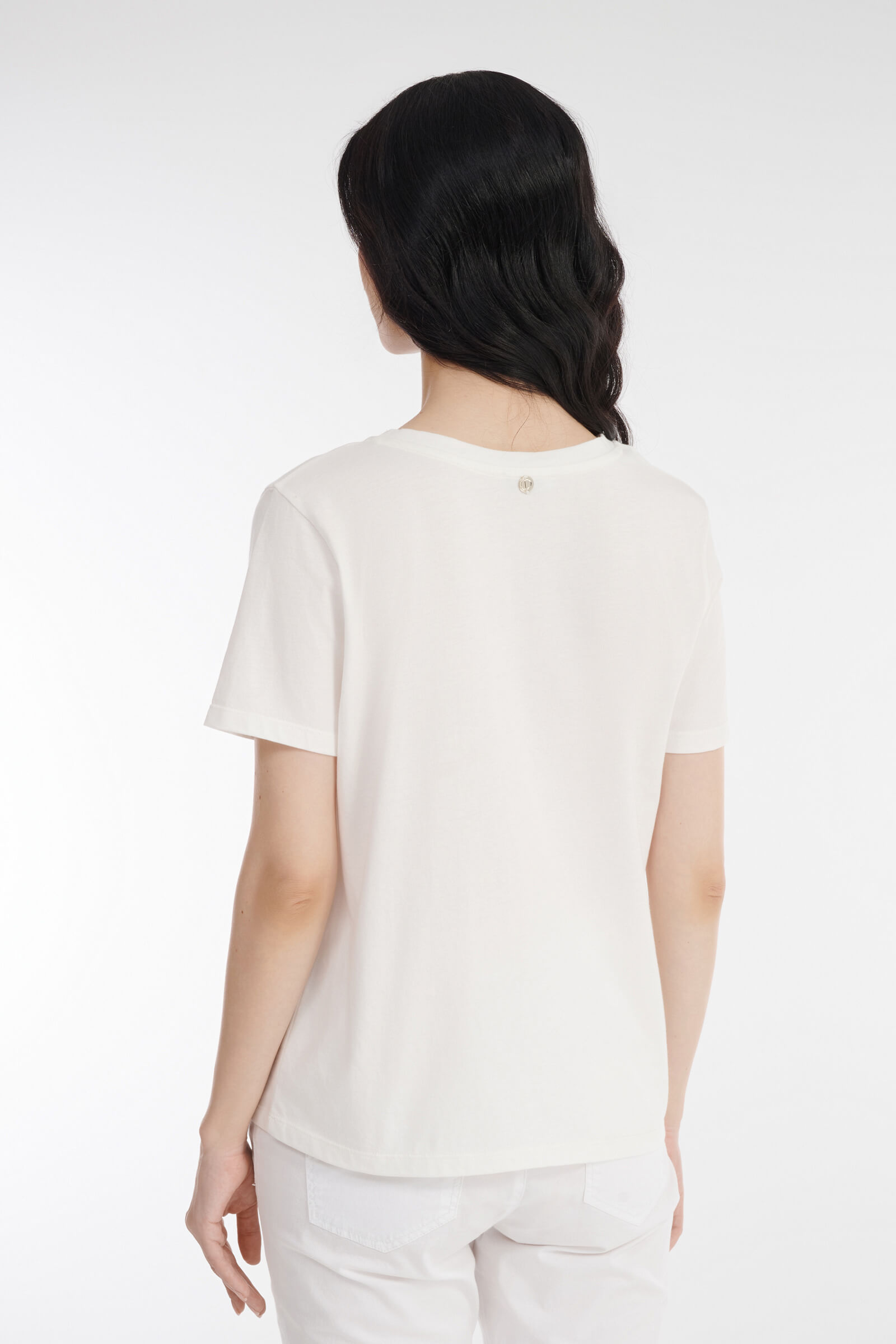 Хлопковая футболка с цветочной вышивкой Бренд Diana Gallesi