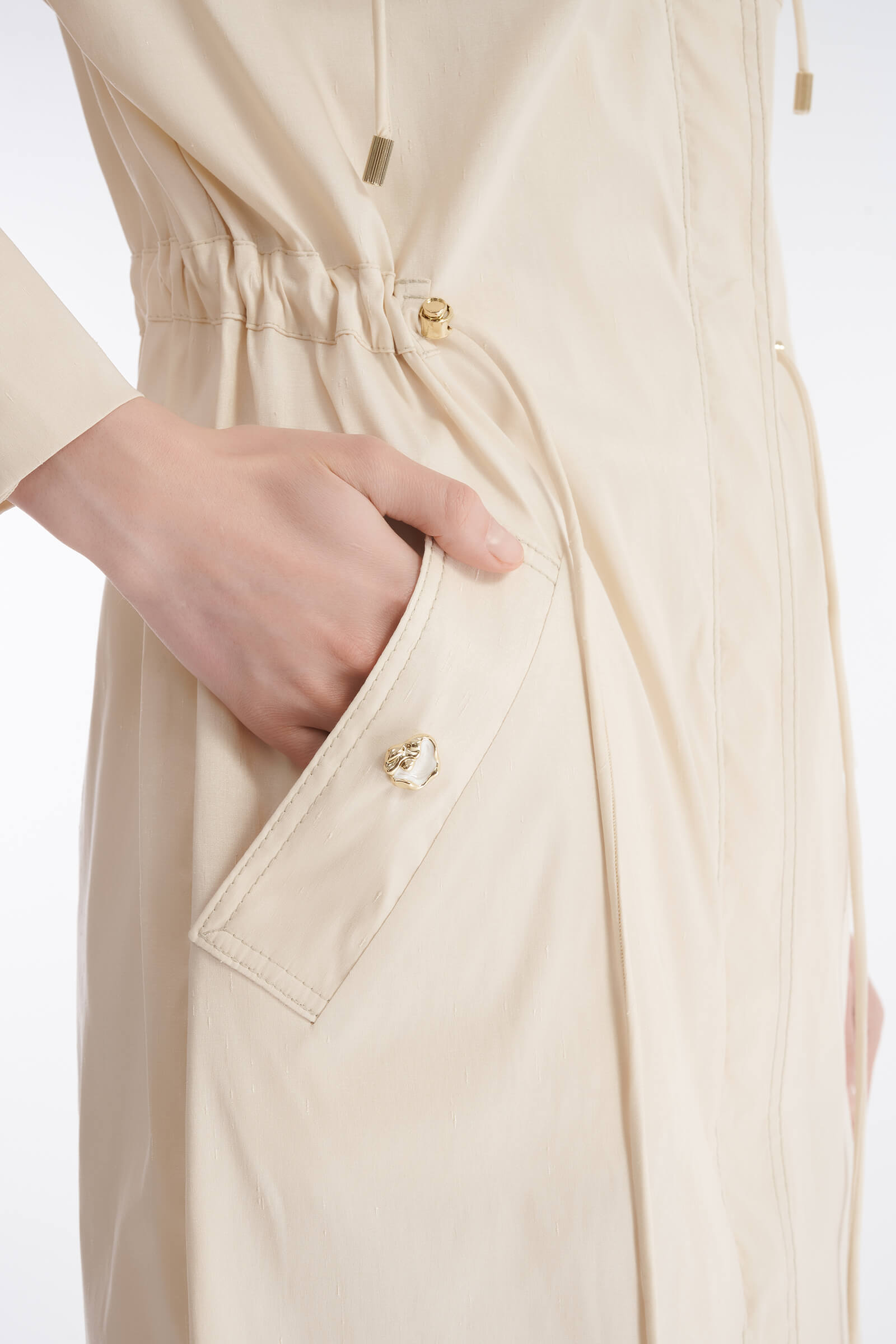 Легкий плащ с капюшоном Бренд Caterina Leman