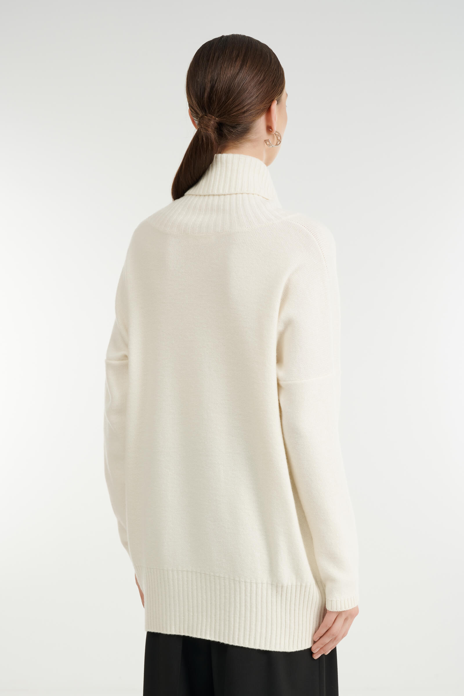 Свитер с воротником с отворотом Бренд Rocco Ragni