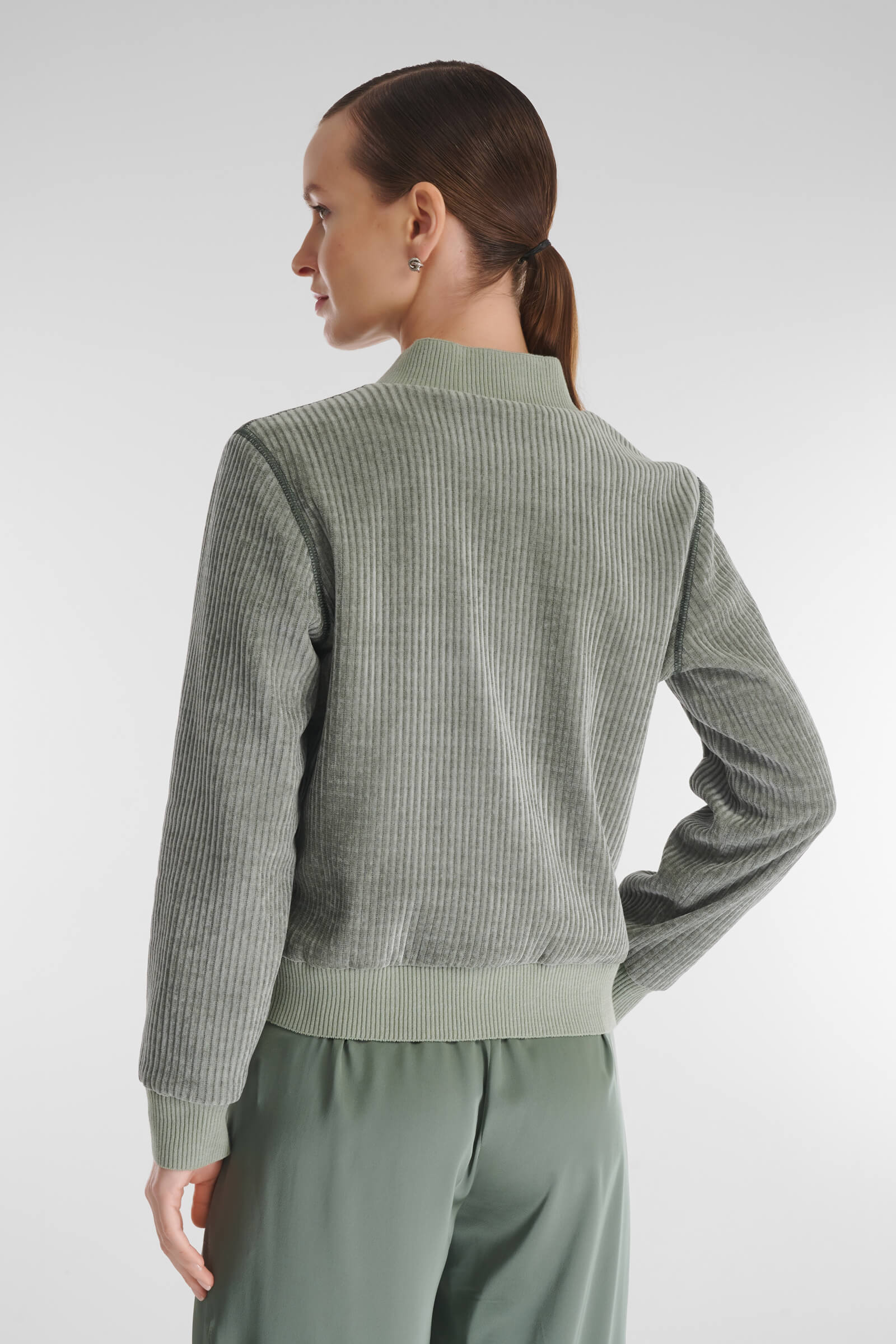 Бомбер из мягкого вельвета Бренд Caterina Leman