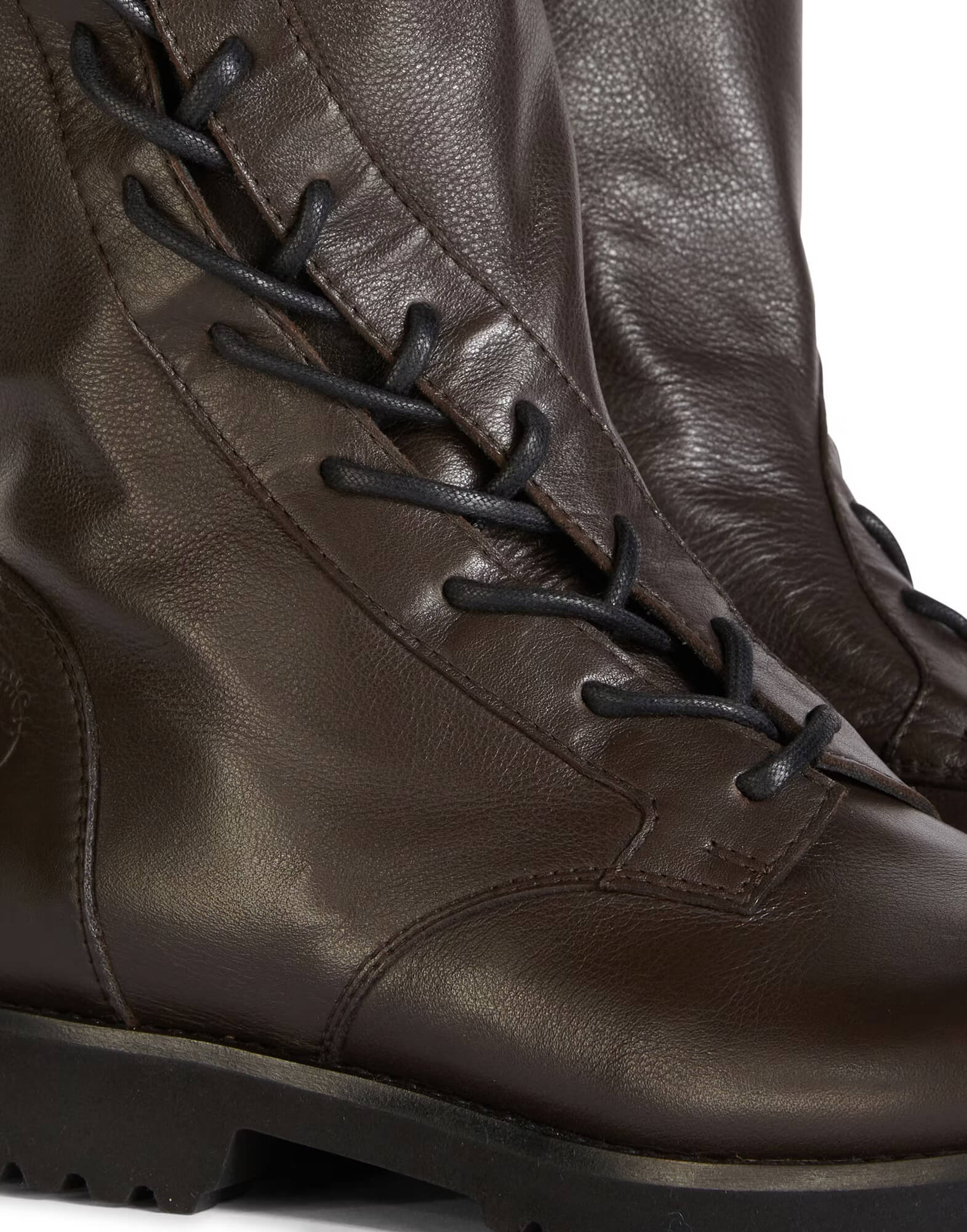 Ботинки с асимметричной шнуровкой Бренд High