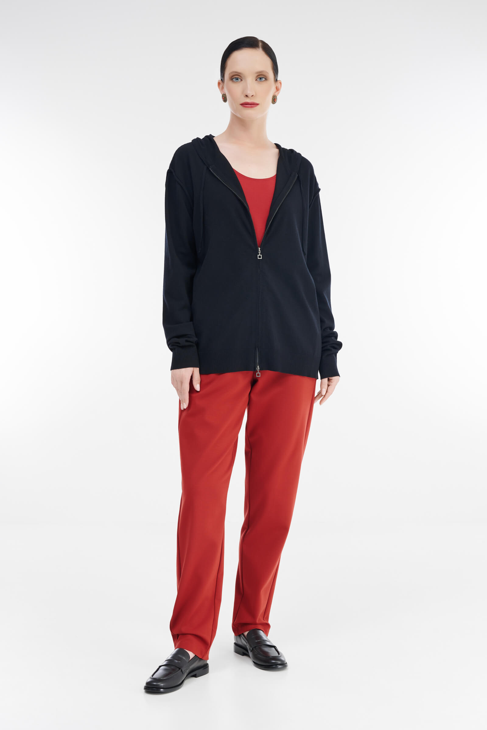 Толстовка с капюшоном Бренд Sarah Pacini