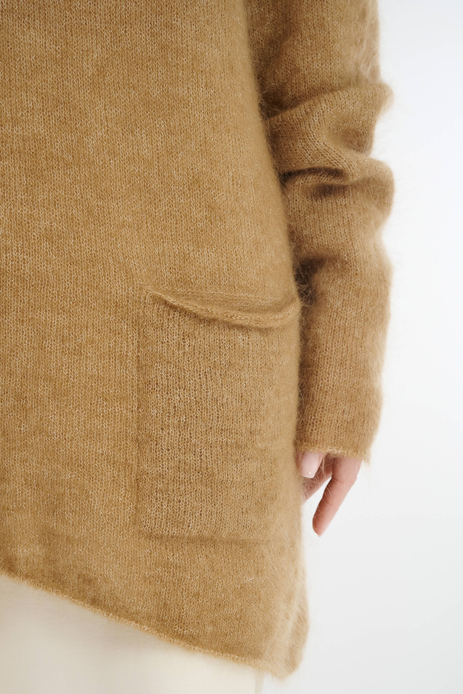 Удлиненный свитер с воротником-воронкой Бренд Sarah Pacini