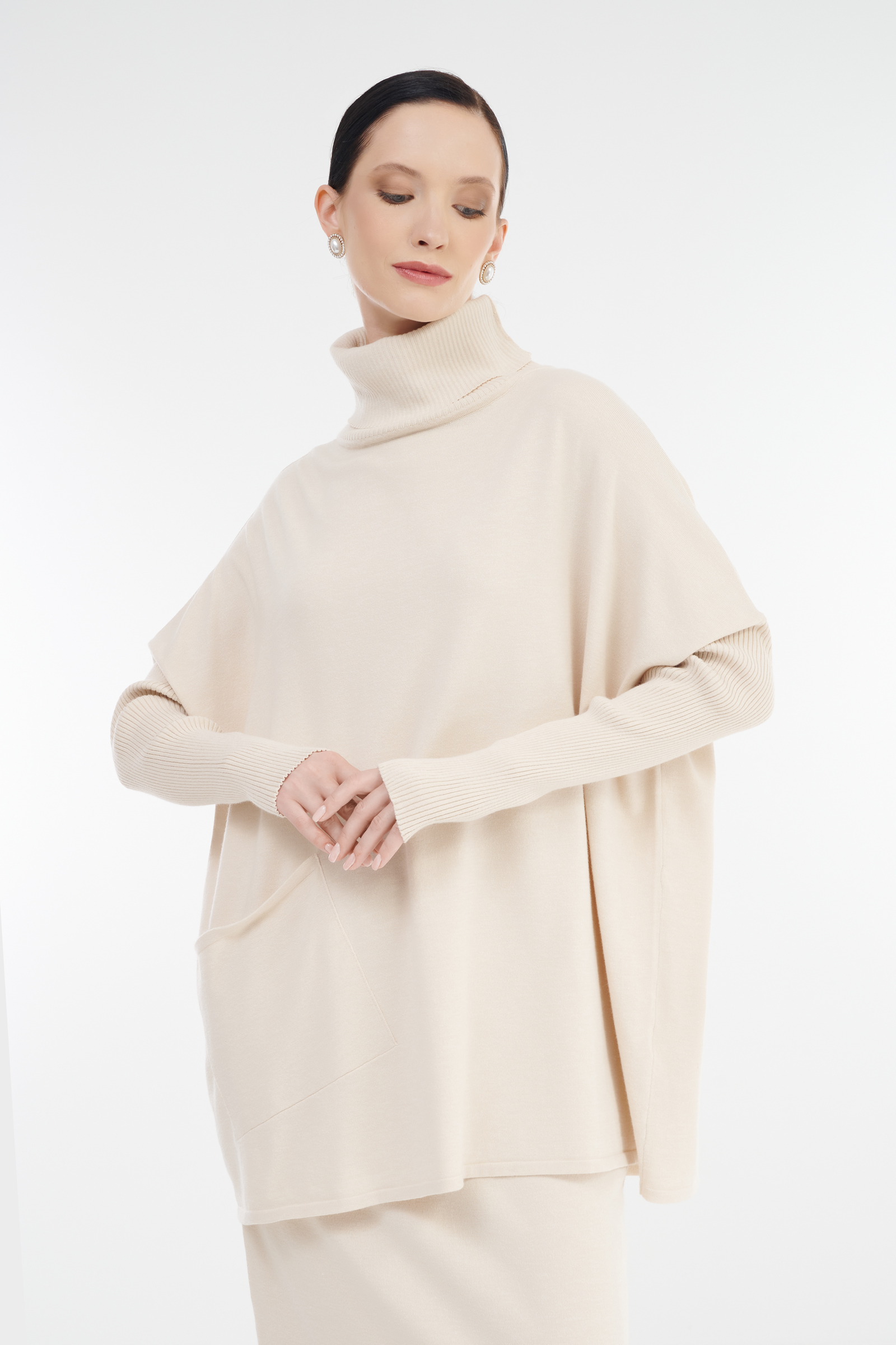 Джемпер с накладным карманом Бренд Sarah Pacini